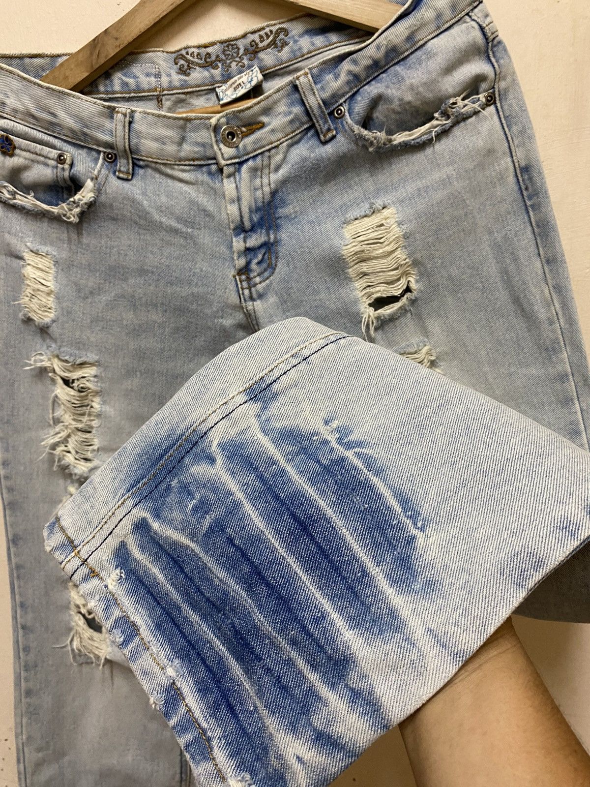 Body Glove Body Glove Distressed Denim Jeans Size 30" / US 8 / IT 44 - 4 Thumbnail