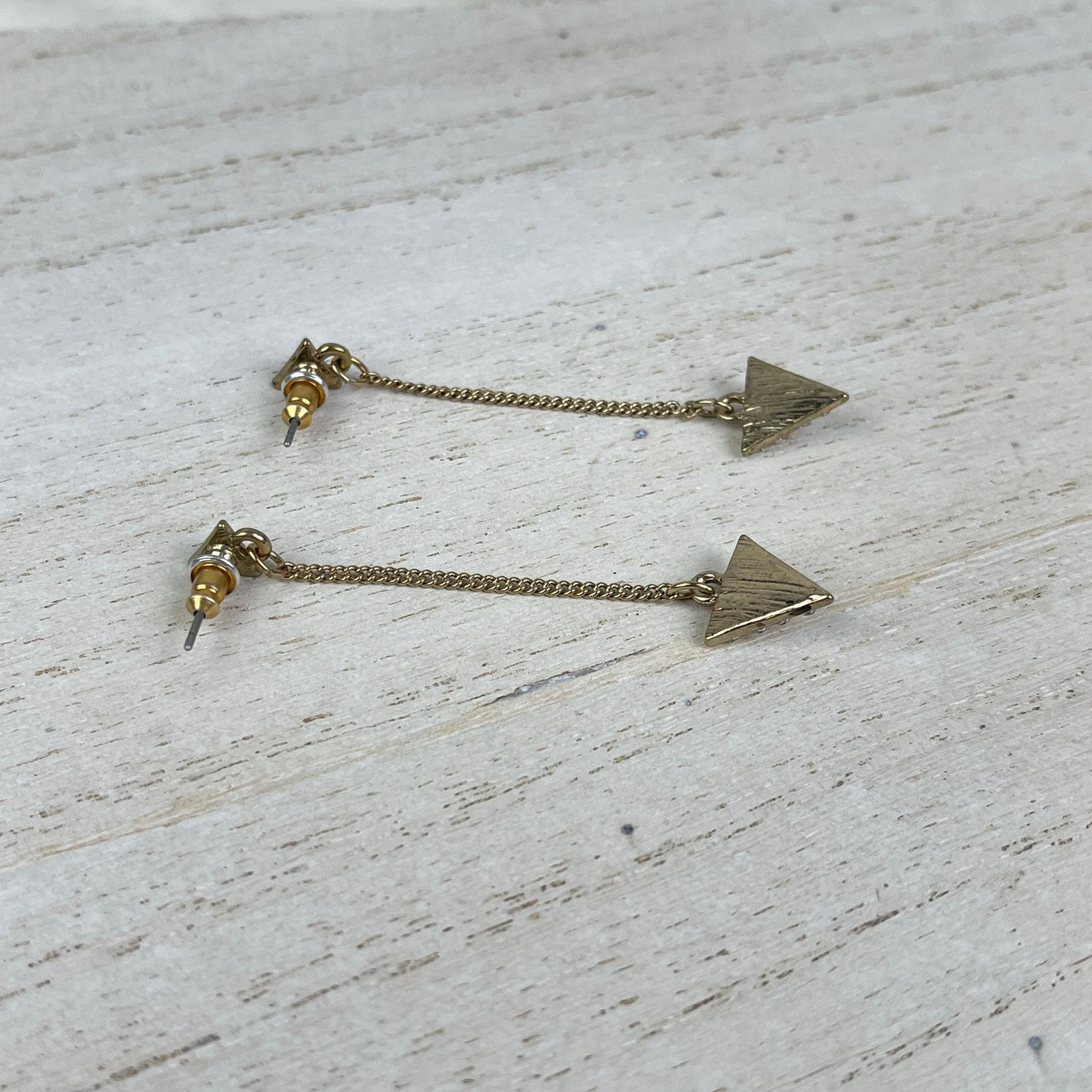 Other Dainty Gold Tone Rhinestone Arrow Dangle Earrings Festival Size ONE SIZE - 14 Thumbnail