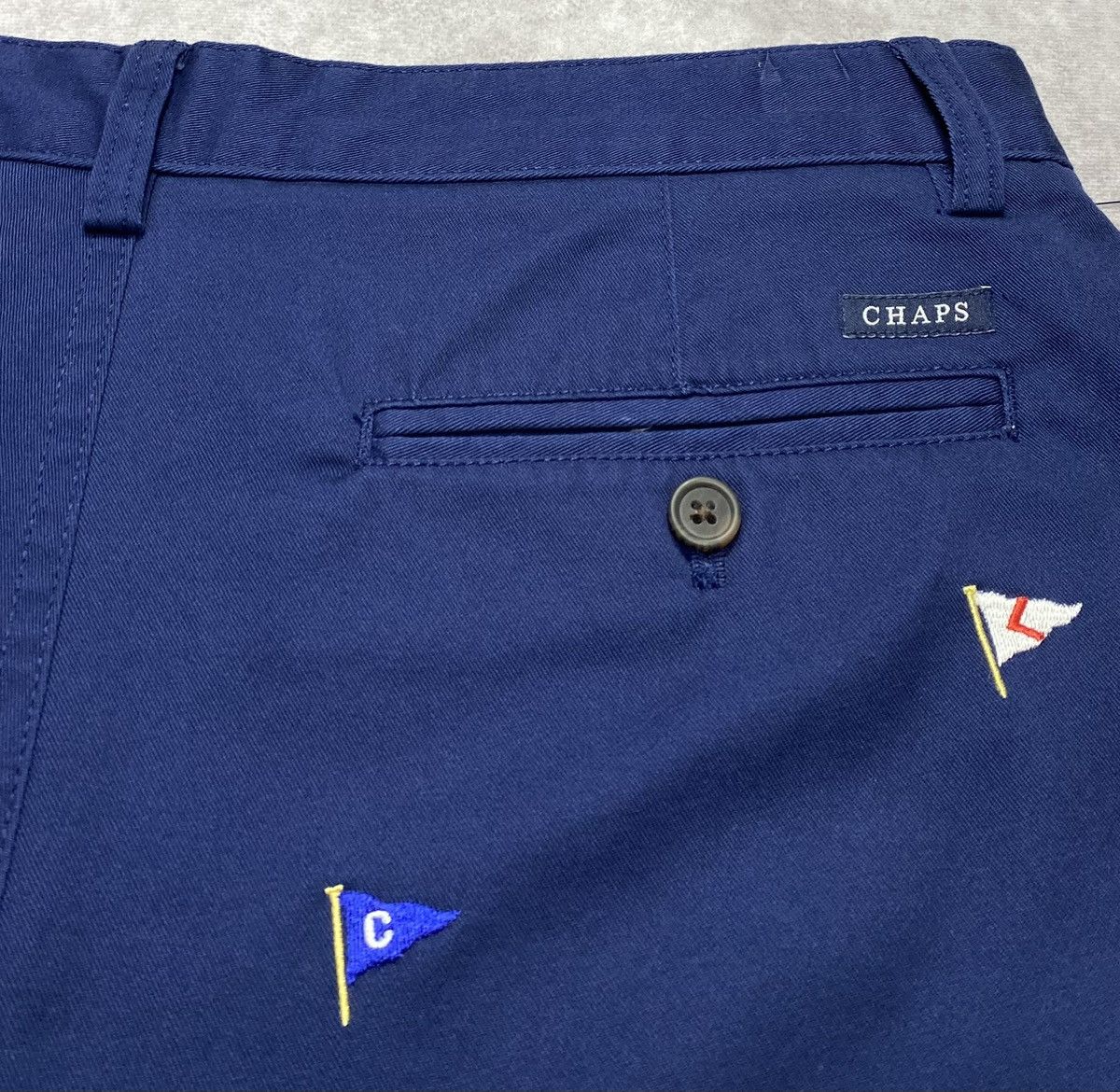 Chaps Vintage Chaps Navy Nautical Flag Cotton Chino Shorts Size US 33 - 4 Thumbnail