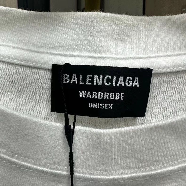 Balenciaga Balenciaga Mailbox Short Sleeve OS XS Size Size US XS / EU 42 / 0 - 2 Thumbnail