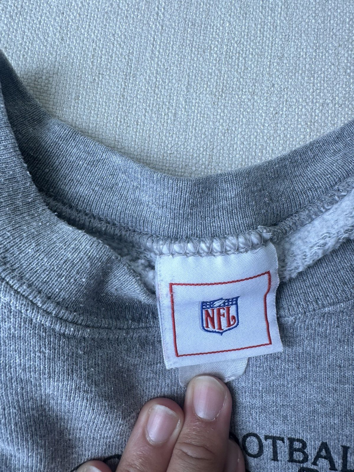 Vintage Buccaneers crewneck Size US S / EU 44-46 / 1 - 3 Thumbnail
