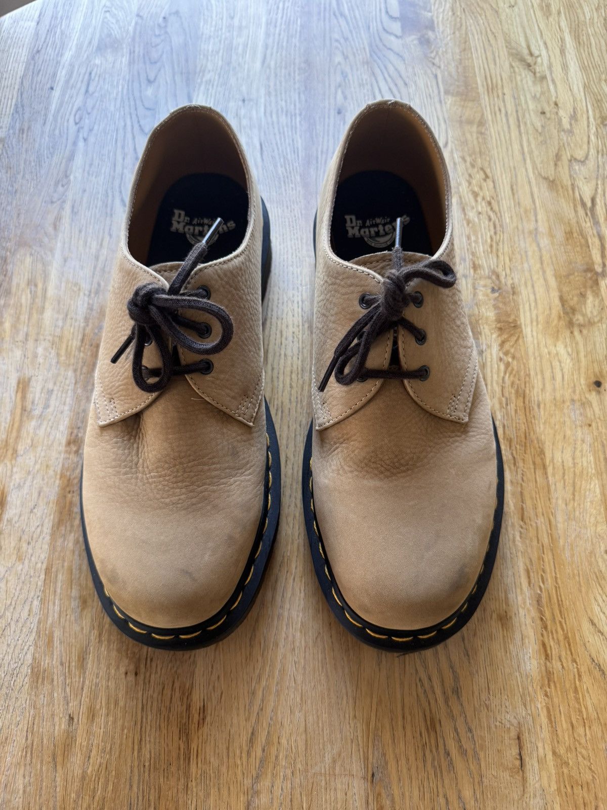 Dr. Martens Dr. Martens Beige Suede 1461 Low Size US 10 / EU 43 - 2 Thumbnail