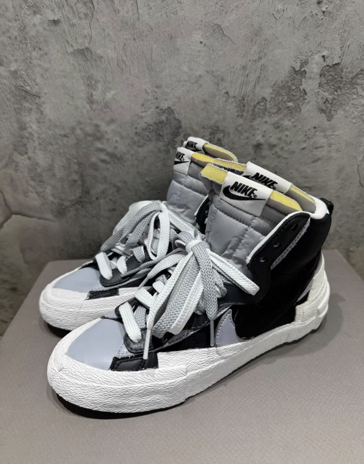 Nike Nike x Sacai Blazer Mid, Deconstructed K37 Size US 7.5 / IT 37.5 - 1 Thumbnail