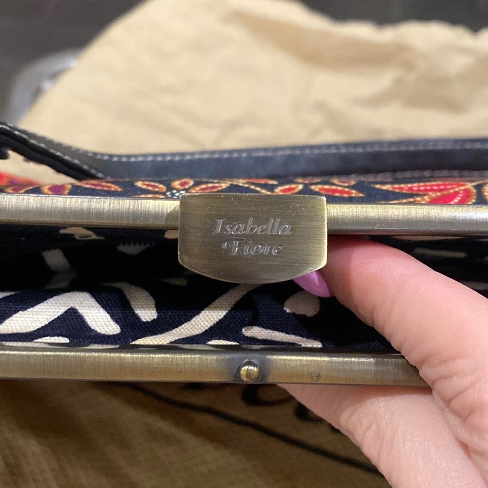 Other ISABELLA FIORE Beaded Floral Convertible Clutched Bag Size ONE SIZE - 8 Thumbnail