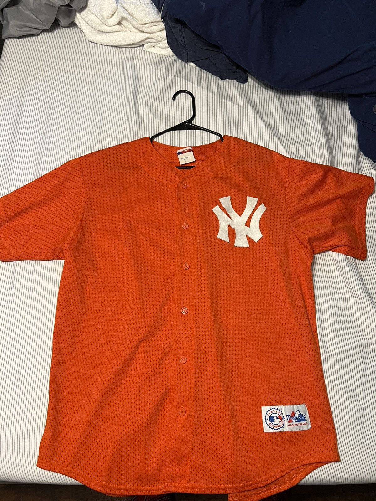 vintage 90s new york Yankees jersey majestic orange M