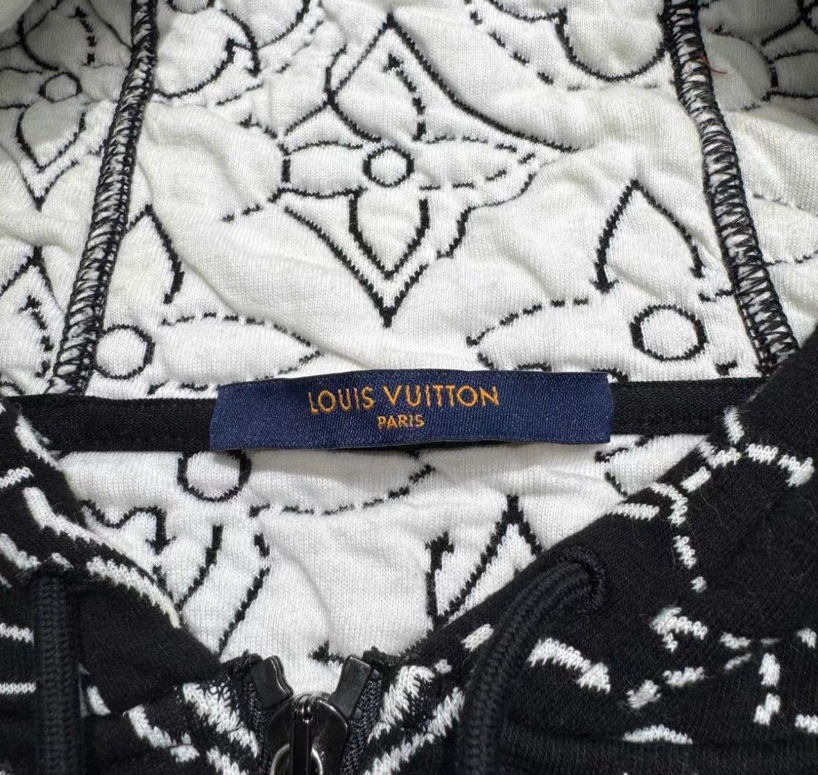 Louis Vuitton Louis Vuitton NBA co-branded jacket with full logo jacket 2 Size US M / EU 48-50 / 2 - 4 Thumbnail
