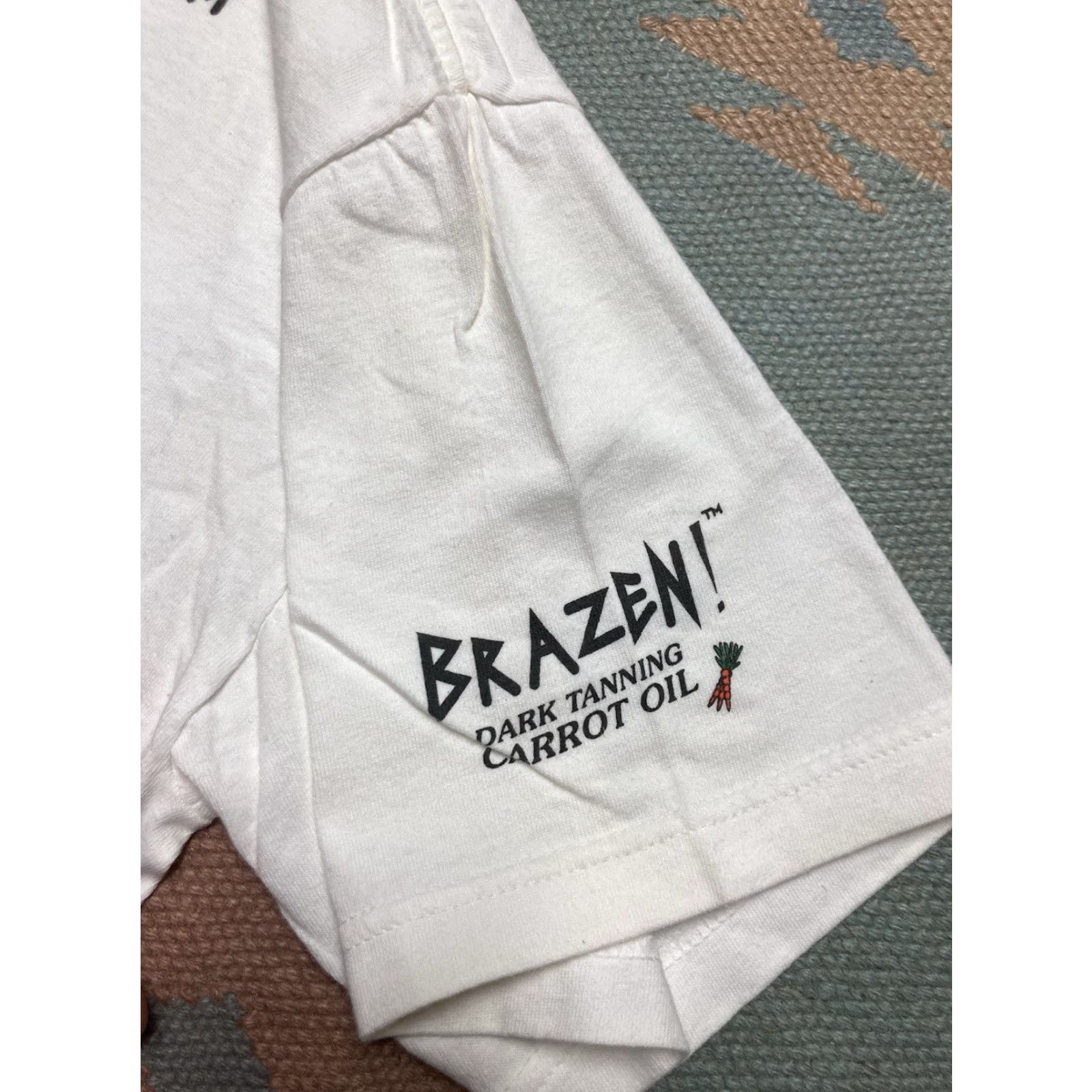 Vintage VINTAGE 90s Unbranded T-Shirt Mens Graphic 90s White XL Large Brazen dark tanning carrot oil skincare Size US L / EU 52-54 / 3 - 3 Thumbnail