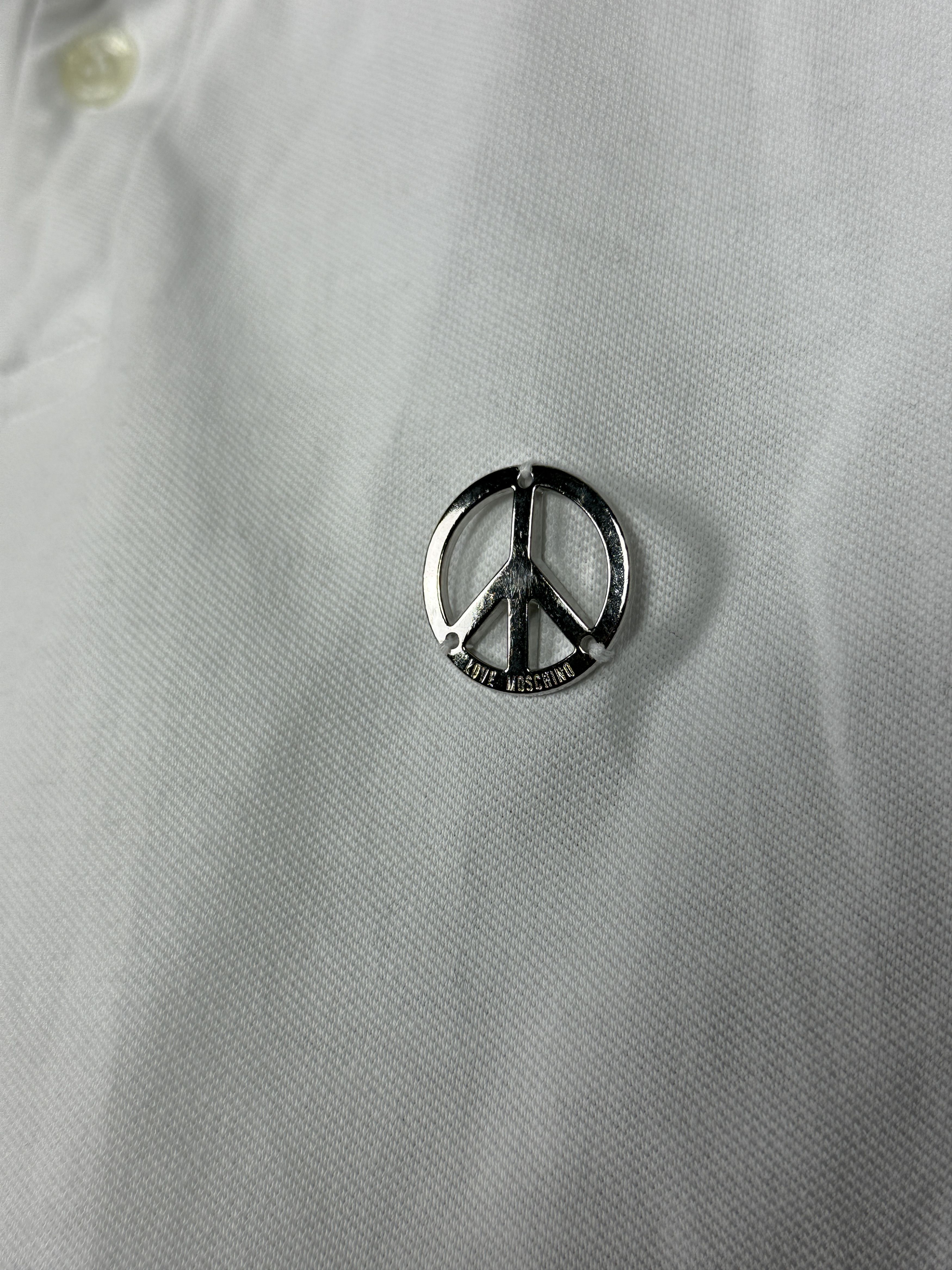 Moschino Love Machine men’s polo shirt with small metal badge white Size US XL / EU 56 / 4 - 2 Thumbnail