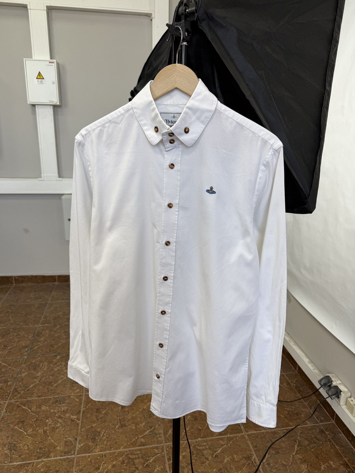 Vivienne Westwood 🇮🇹 Vivienne Westwood Luxury Shirt Rare Retro Hype Y2K Size US M / EU 48-50 / 2 - 1 Thumbnail