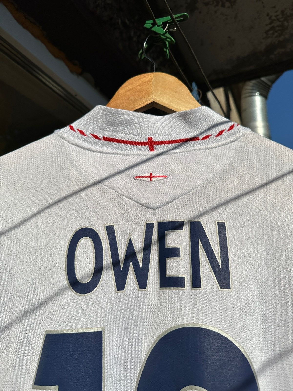 Umbro 2006 Vintage Umbro England Michael Owen Home Soccer Jersey Size US XL / EU 56 / 4 - 14 Thumbnail