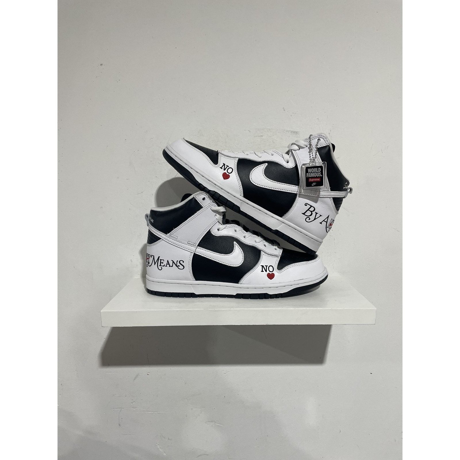 Nike NIKE SB DUNK HIGH SUPREME BY ANY MEANS BLACK SIZE 11 NEW Size US 11 / EU 44 - 1 Thumbnail