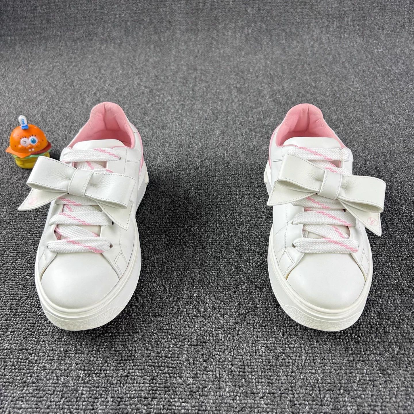 Louis Vuitton LV Pink & White Colorblock Bow Trainer Women's 36 Size US 5 / IT 35 - 2 Thumbnail