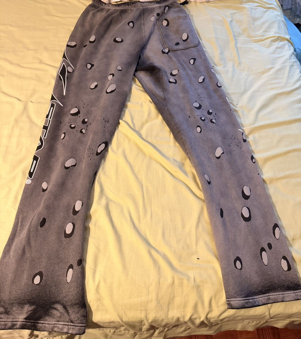 HELLSTAR Hellstar no guts no glory sweatpants ‘black’ Size US 34 / EU 50 - 2 Thumbnail