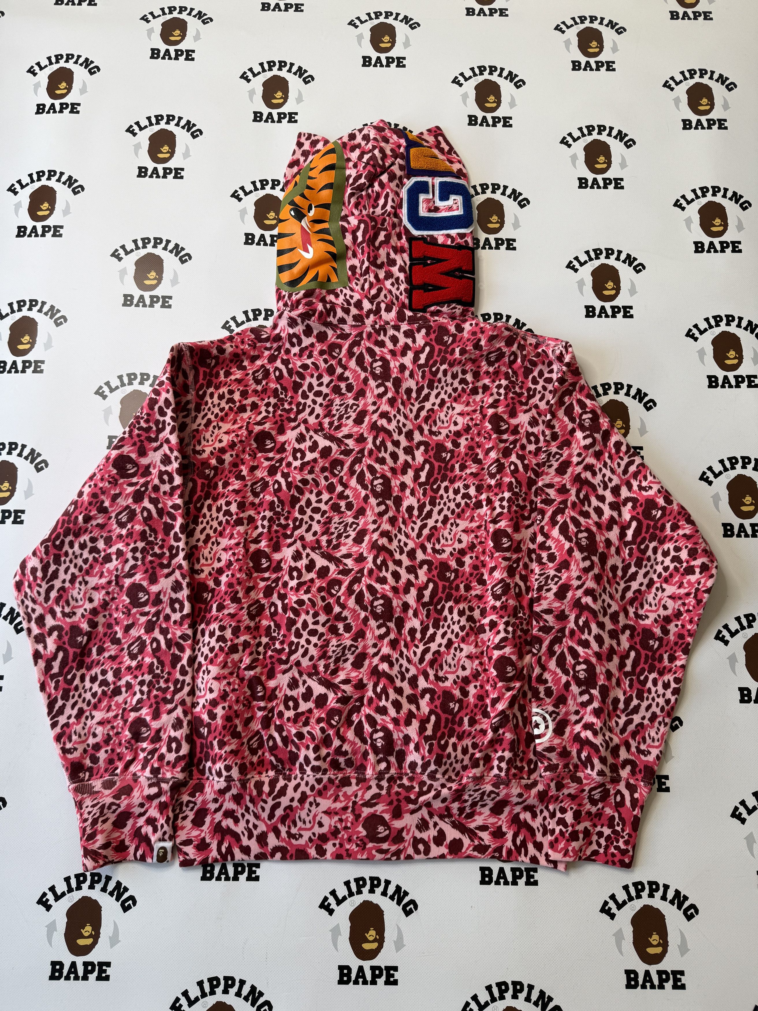 Bape BAPE WILD LEOPARD PATTERN MILO SHARK FULL ZIP HOODIE Size M / US 6-8 / IT 42-44 - 2 Thumbnail
