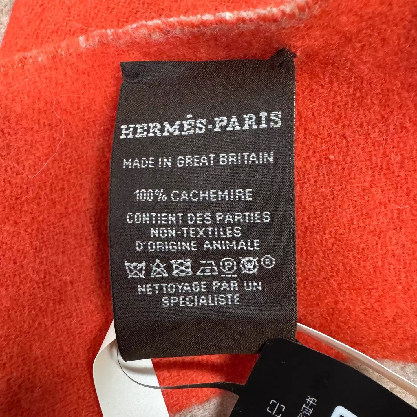 Hermes Hermes Classic Orange Cashmere Scarf 99 New w/ Box Size ONE SIZE - 5 Thumbnail