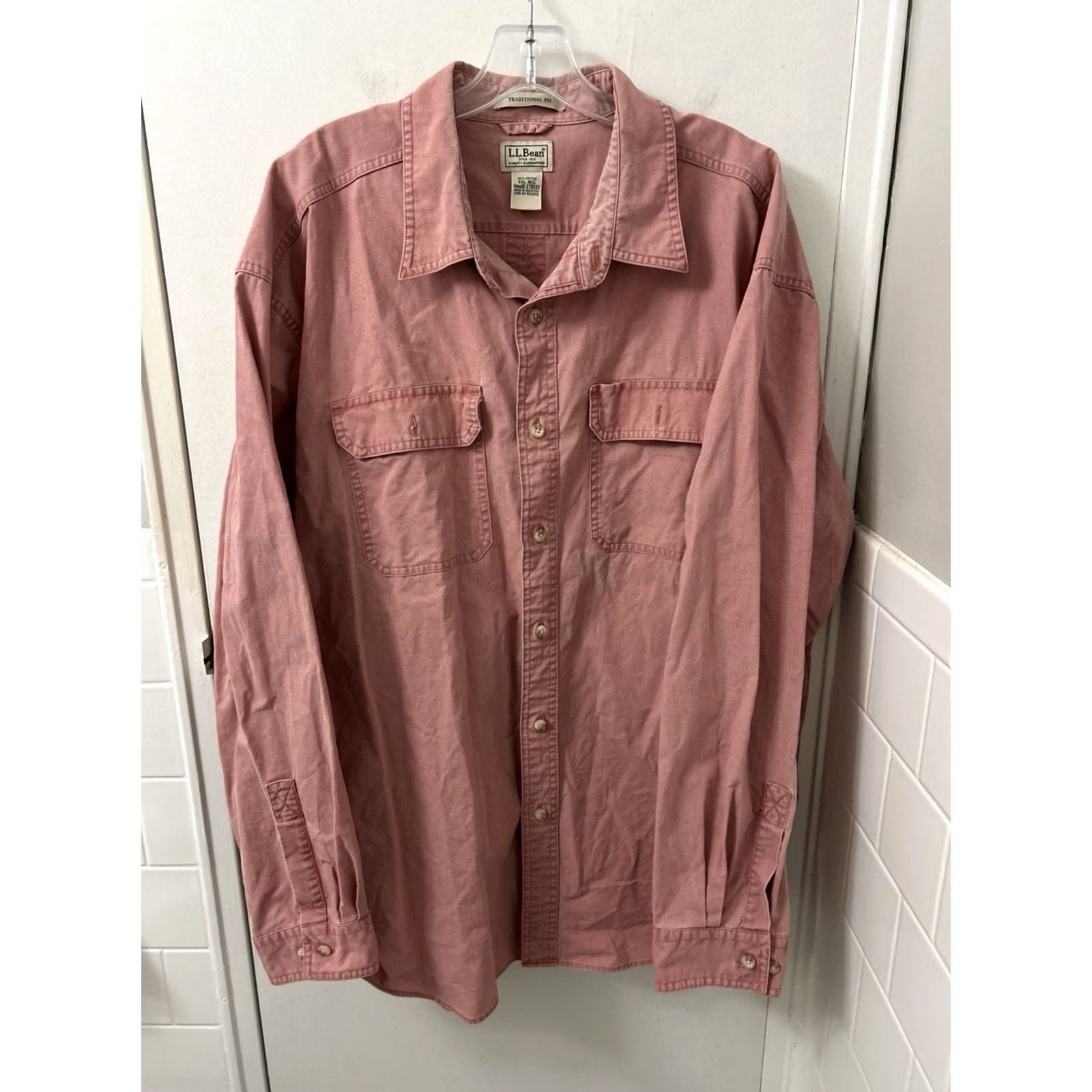 Vintage LL Bean Sunwashed Canvas Shirt Mens 2XL Pink Traditional Fit Button Down 270133 Size US XXL / EU 58 / 5 - 2 Thumbnail