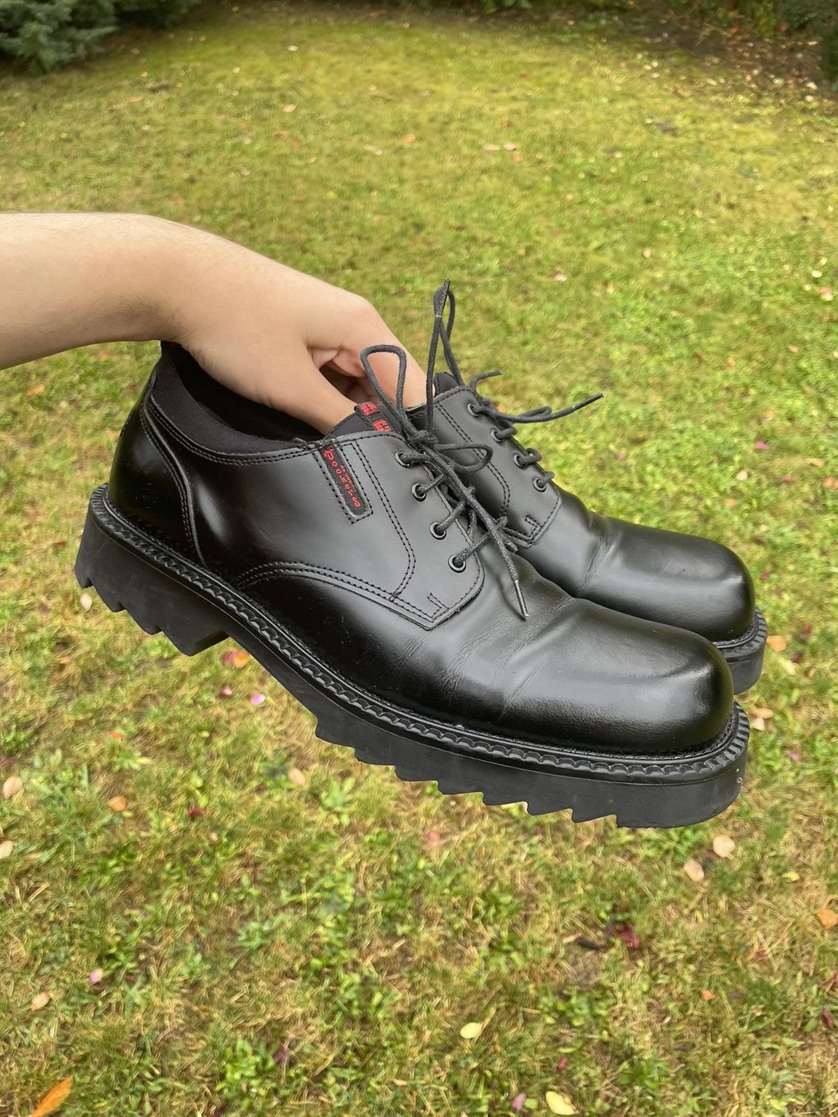 dockers hiking boots