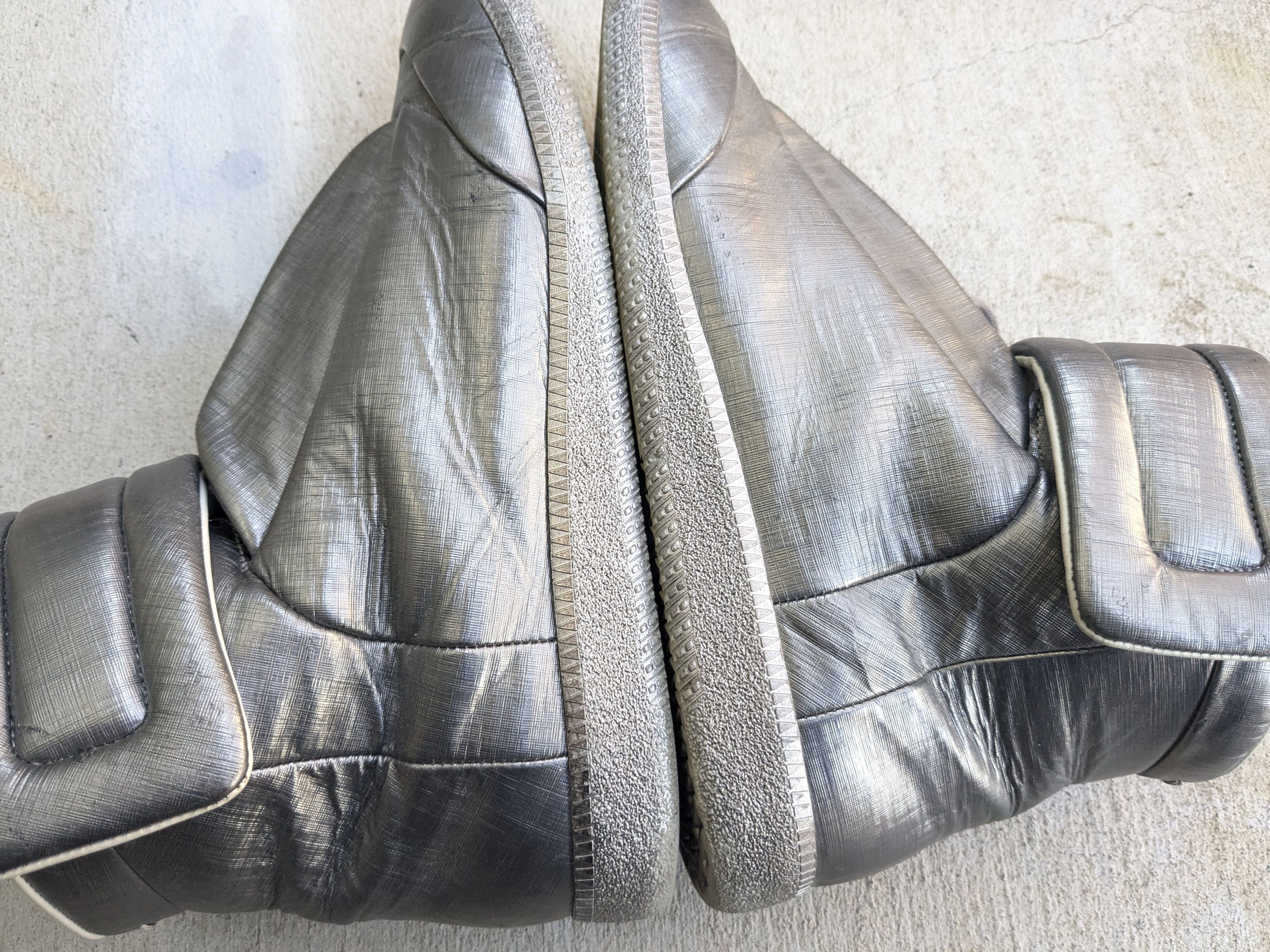 Maison Margiela Maison Margiela Future Silver 10 43 High Tops Leather Size US 10 / EU 43 - 17 Thumbnail