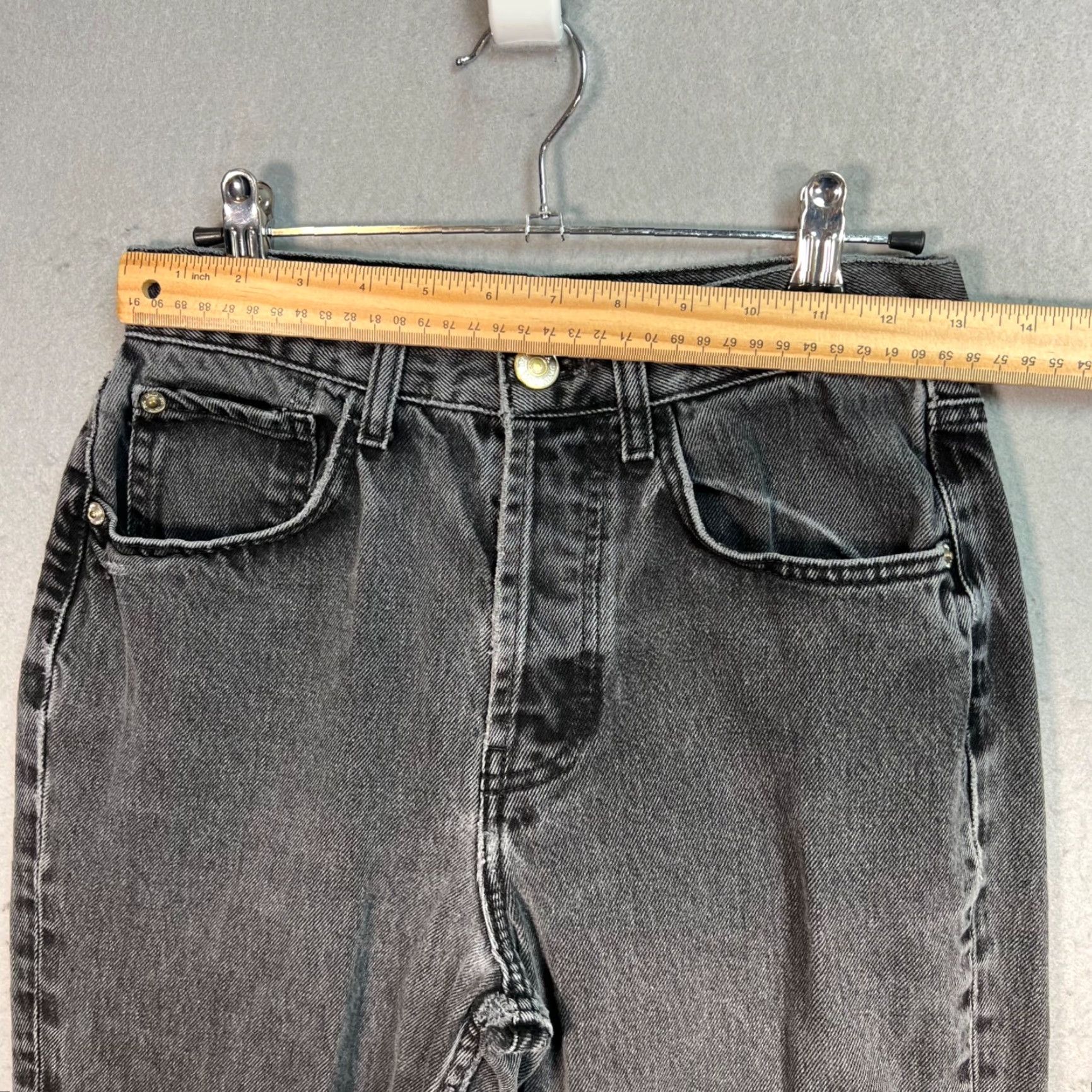 Zara Zara Womens High-Waisted Grey Denim Jeans Size 2 Straight Leg Jeans Regular 5-Pocket Design Cotton Denim Slim Rise High Vintage No N/A Size 26" / US 2 / IT 38 - 4 Thumbnail