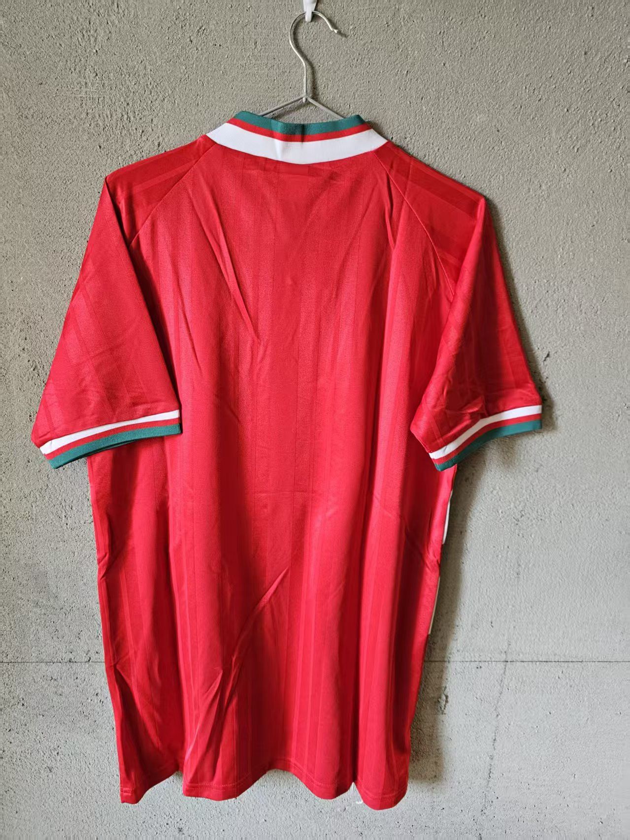 Other Vintage Liverpool Jersey Size US L / EU 52-54 / 3 - 4 Thumbnail