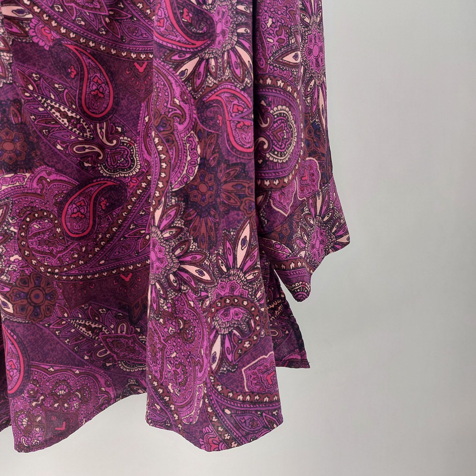 Other Catherines Womens Pink Paisley Blouse 3x (26/28W) Button-Tab Size 3XL / US 20-22 - 5 Thumbnail