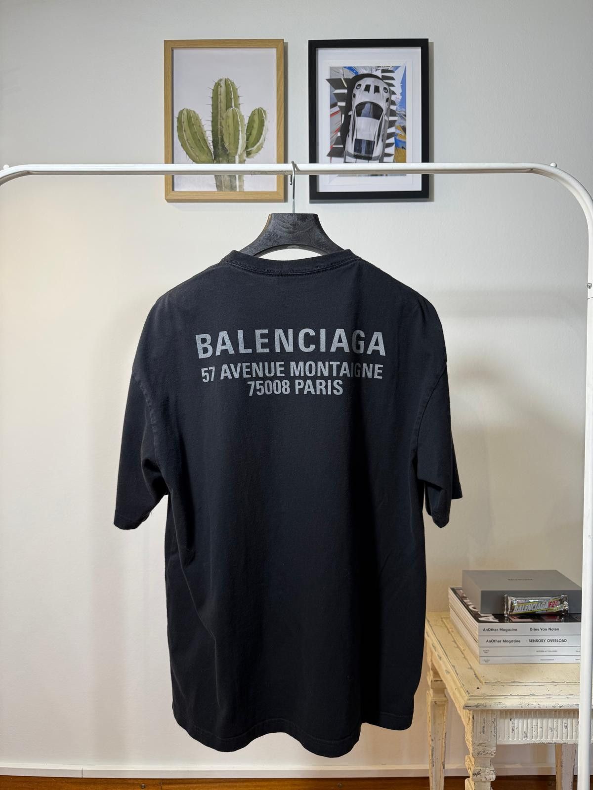 Balenciaga Balenciaga New Logo Out Now T-shirt Paris Rainbow Oversized Size US S / EU 44-46 / 1 - 4 Thumbnail