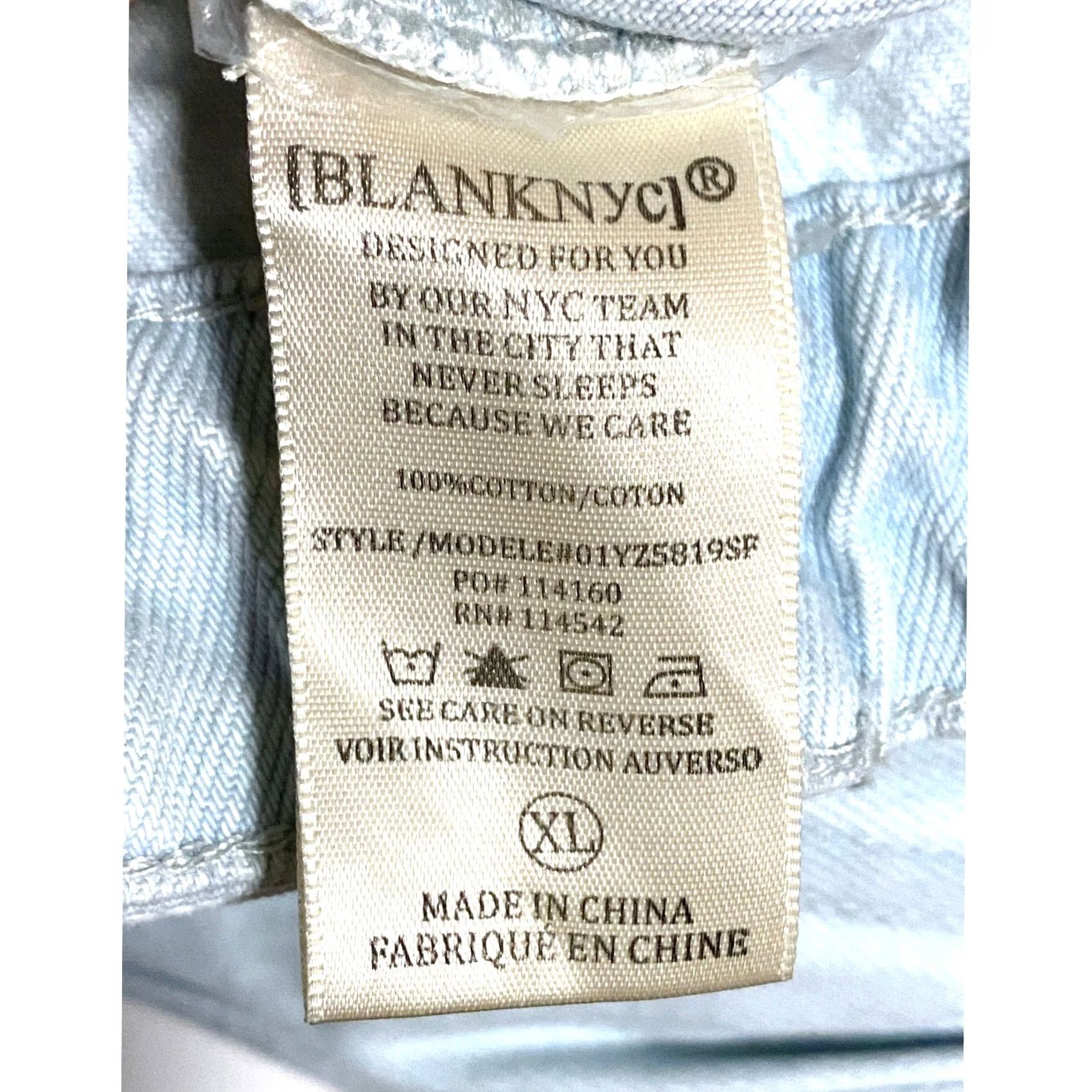 Vintage Blank NYC Sign Your Name Light Wash Denim Jean Jacket XL Feminine Leather? Size 40" / US 18 - 7 Thumbnail