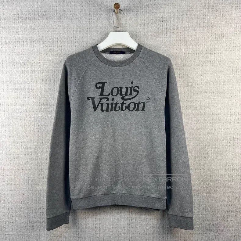 Louis Vuitton Louis Vuitton Slogan logo printed pullover sweatshirt Size US L / EU 52-54 / 3 - 1 Thumbnail