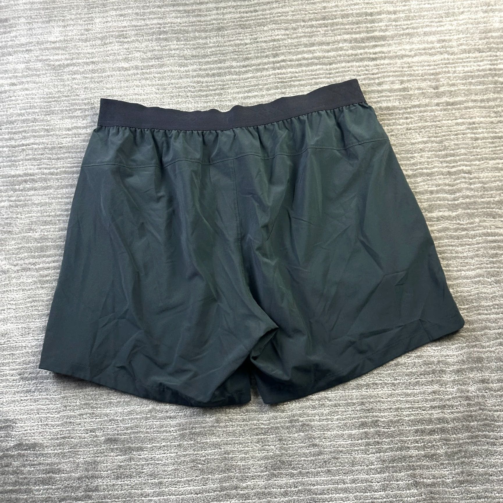 Rhone Rhone Shorts Mens 2XL Black Base Training Gym 6" Drawstring Pockets Lightweight Size US 39 - 2 Thumbnail