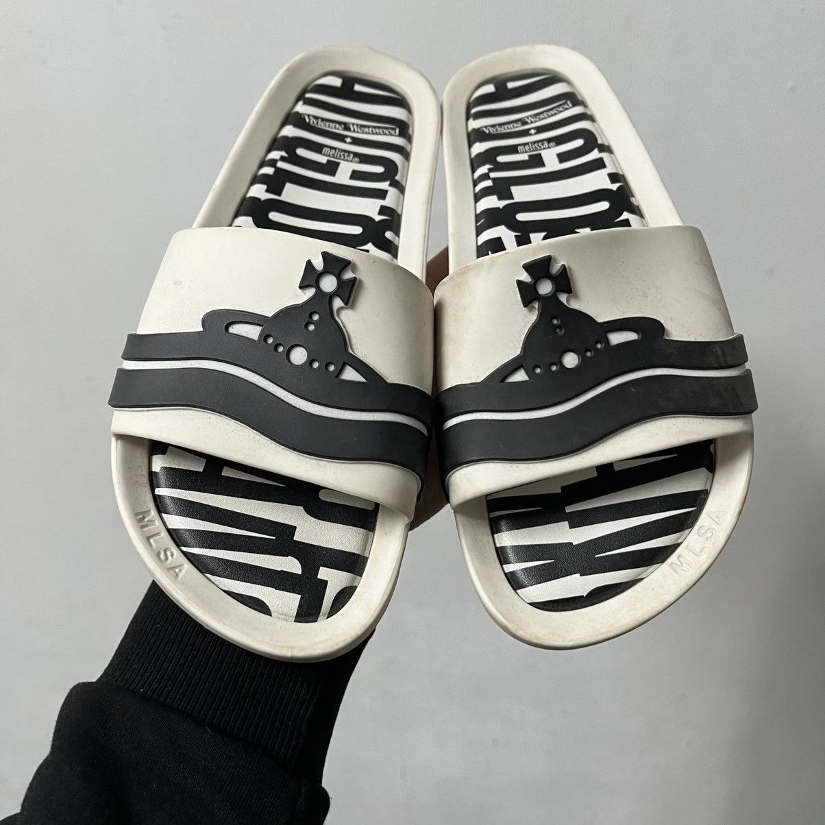 Melissa Vivienne Westwood Melissa Logo Beach Slides Size US 8 / EU 41 - 3 Thumbnail