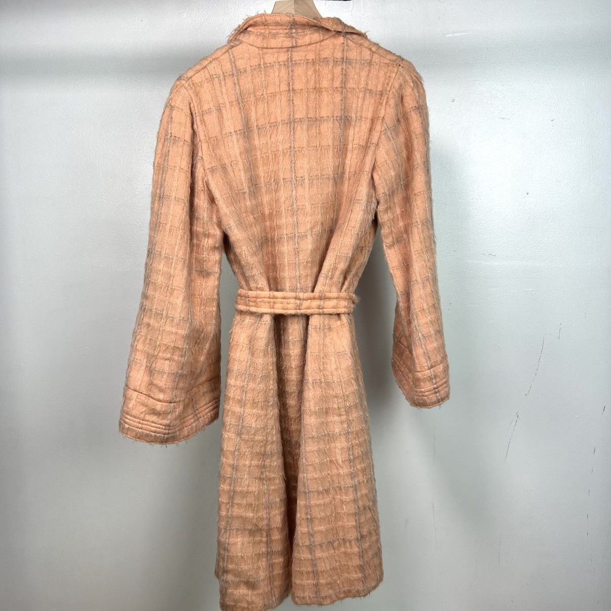Vintage Vintage 60s pink plaid wool trench coat with belt Size S / US 4 / IT 40 - 2 Thumbnail
