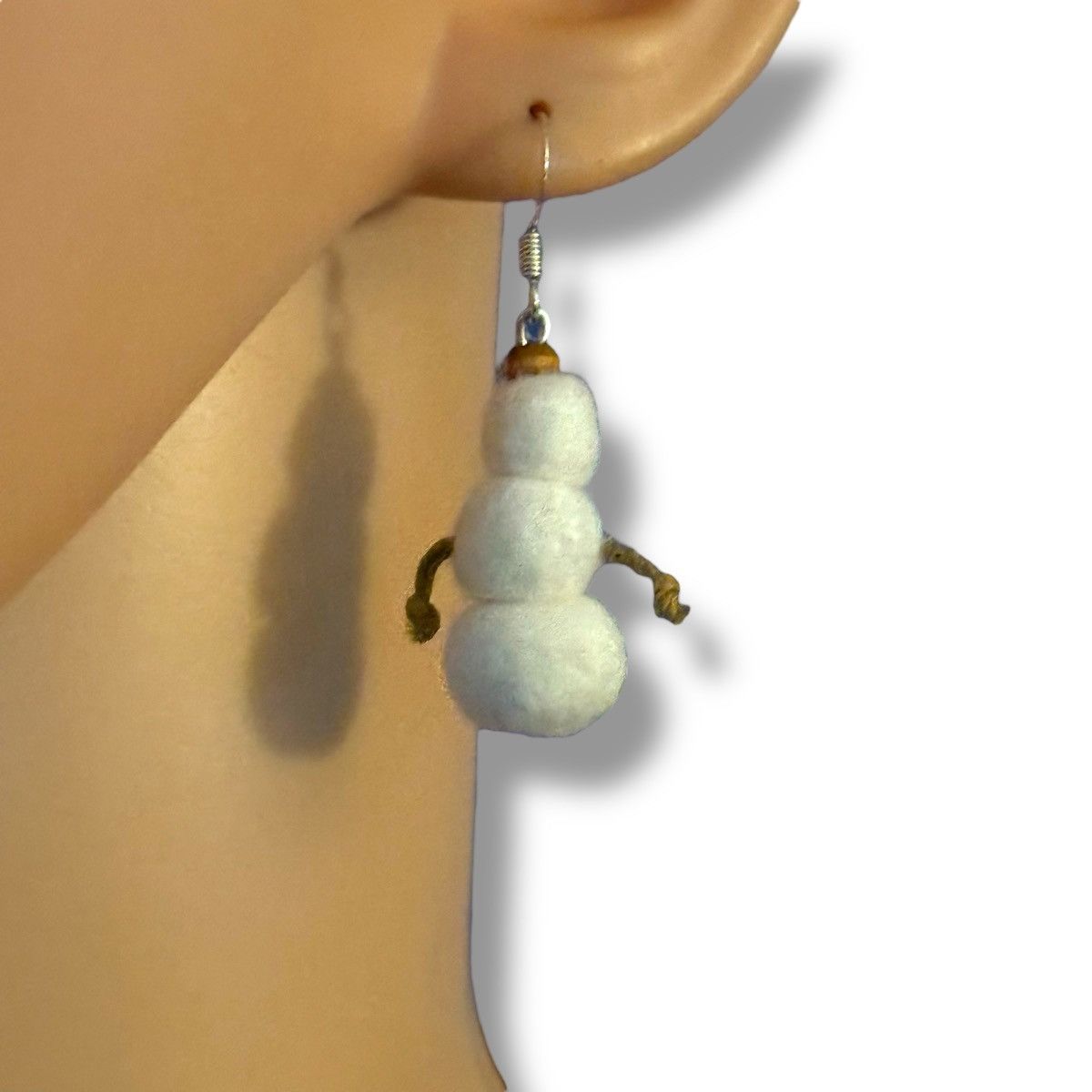 Other Fluffy snowman dangle earrings Size ONE SIZE - 2 Thumbnail
