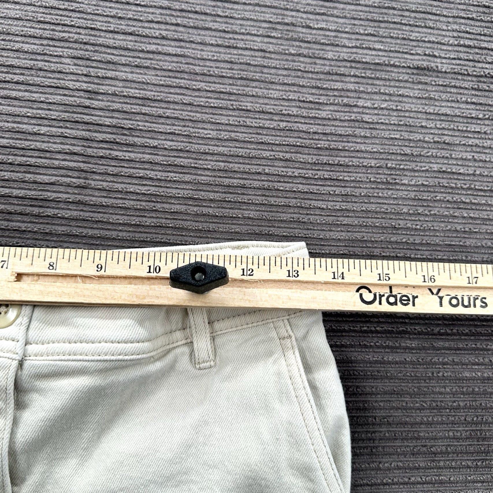 Aritzia Aritzia Wilfred Free Modern Cargo Pant Women 4 Beige Cotton High Rise Pocketed Tapered 29in Inseam Casual Fall Summer 90s City Preppy Womens Size 27" / US 4 / IT 40 - 4 Thumbnail