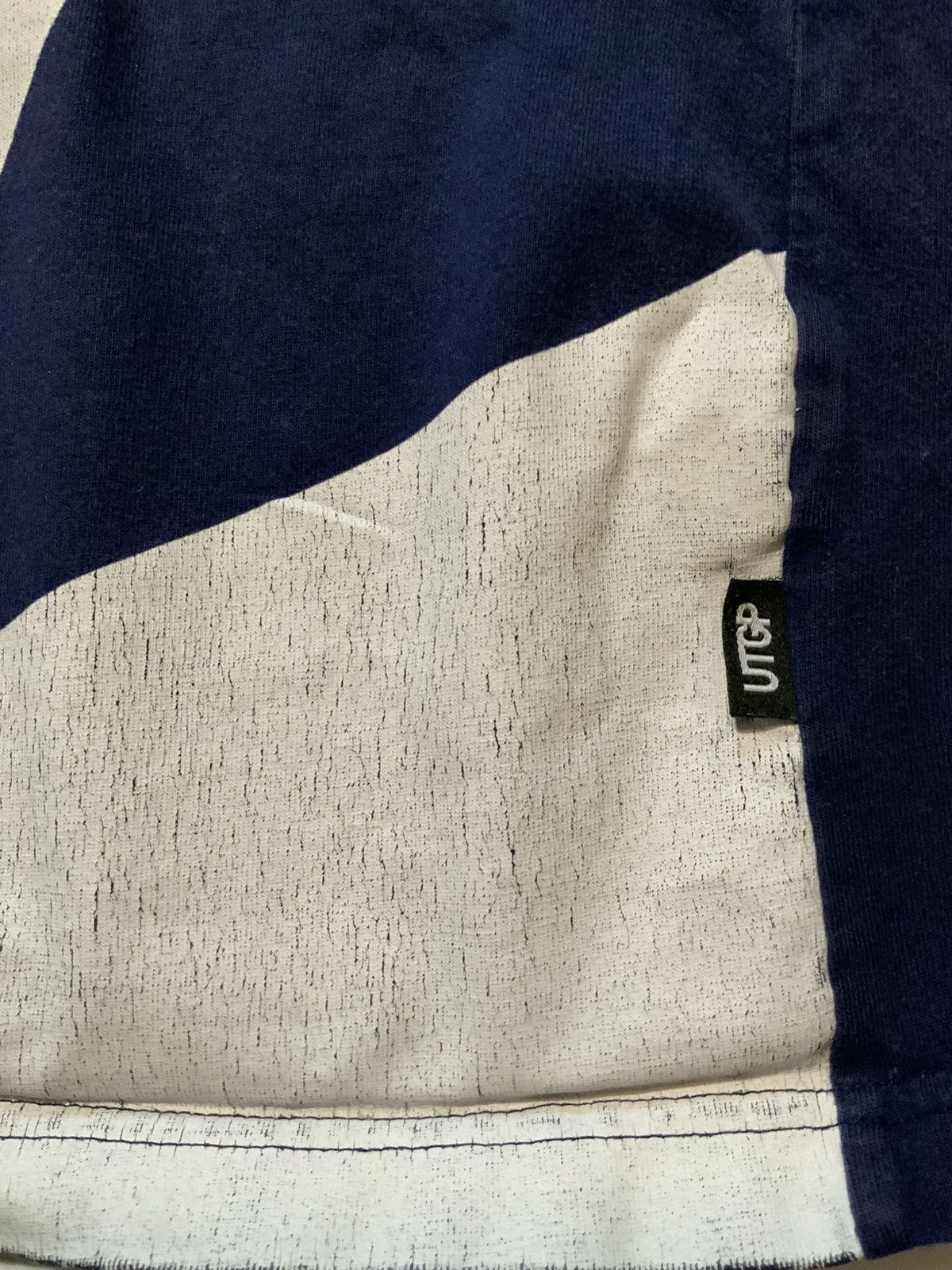 Uniqlo Uniqlo UTGP X Pokémon Pikachu & Ash SS19 Graphic T-Shirt Size US S / EU 44-46 / 1 - 6 Thumbnail