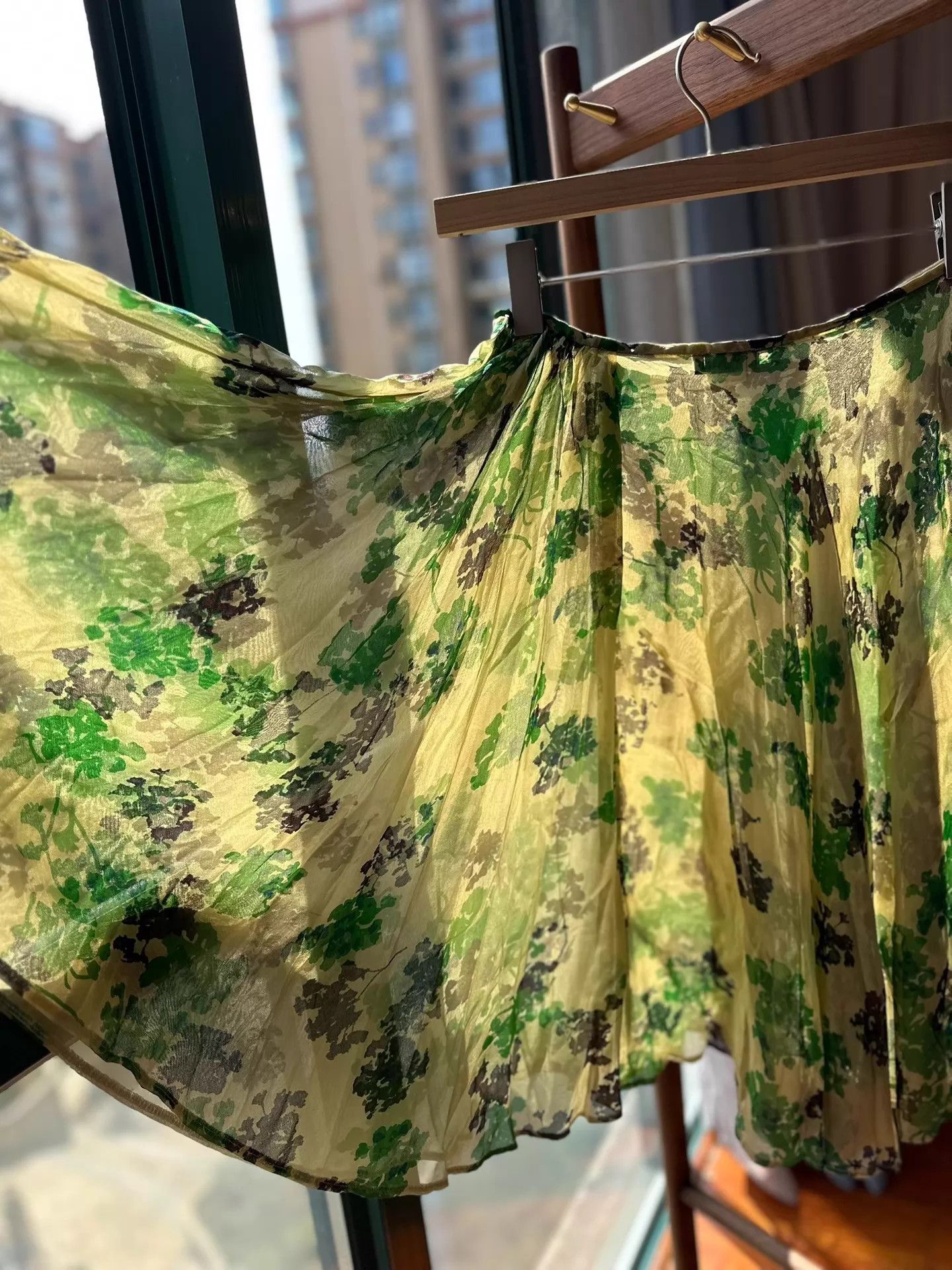 Dries Van Noten DVN women's Asymmetric Oversized Sheer Skirt Size 36 (9/10 new) Size 25" / US 0 / IT 36 - 4 Thumbnail