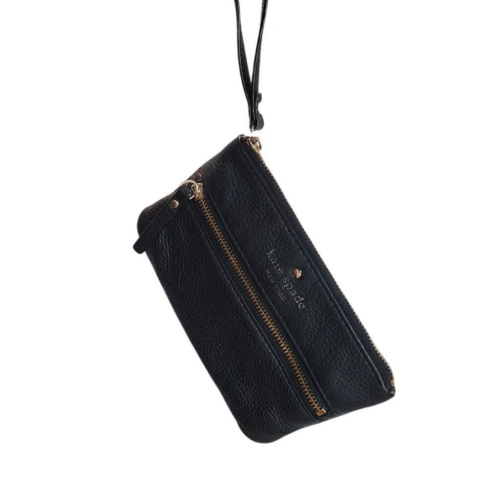 Kate Spade Kate Spade Black Leather Wristlet Zip Pouch Size ONE SIZE - 1 Thumbnail