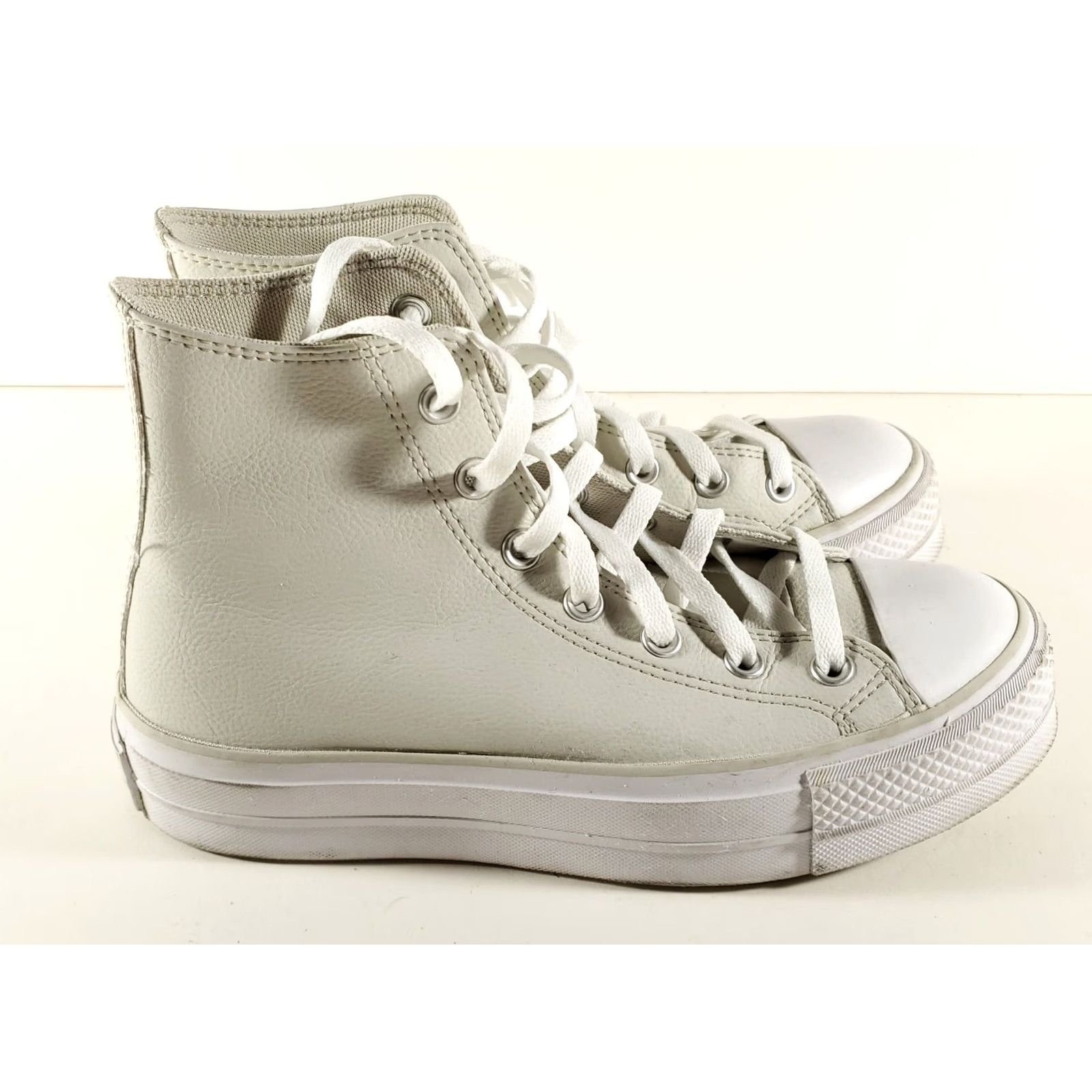 Converse VINTAGE Converse All Stars Leather High Tops White Cream Womens 8 Ivory Sneaker Shoes Womens 8 Size US 8 / IT 38 - 5 Thumbnail