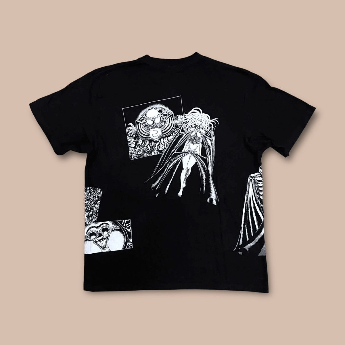 Anime Berserk x Hakabagarou God Hand Exhibition Limited TEE Size US XL / EU 56 / 4 - 3 Thumbnail