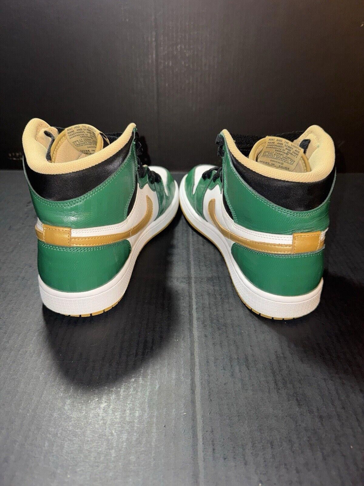 Jordan Brand Nike Air Jordan 1 Retro High OG Celtics 555088-315 - Size 9 Size US 9 / EU 42 - 6 Thumbnail