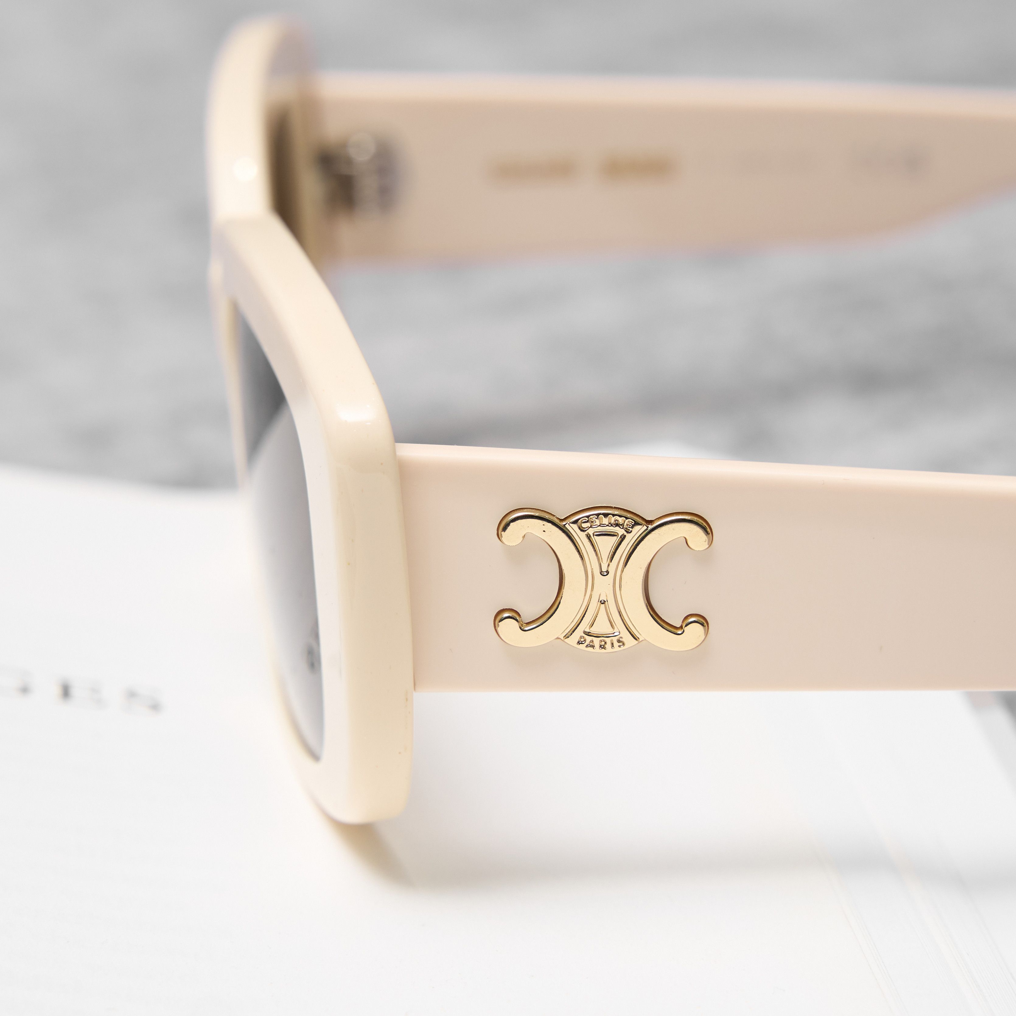 Celine CELINE CL40216U 25E Sunglasses Size ONE SIZE - 3 Thumbnail