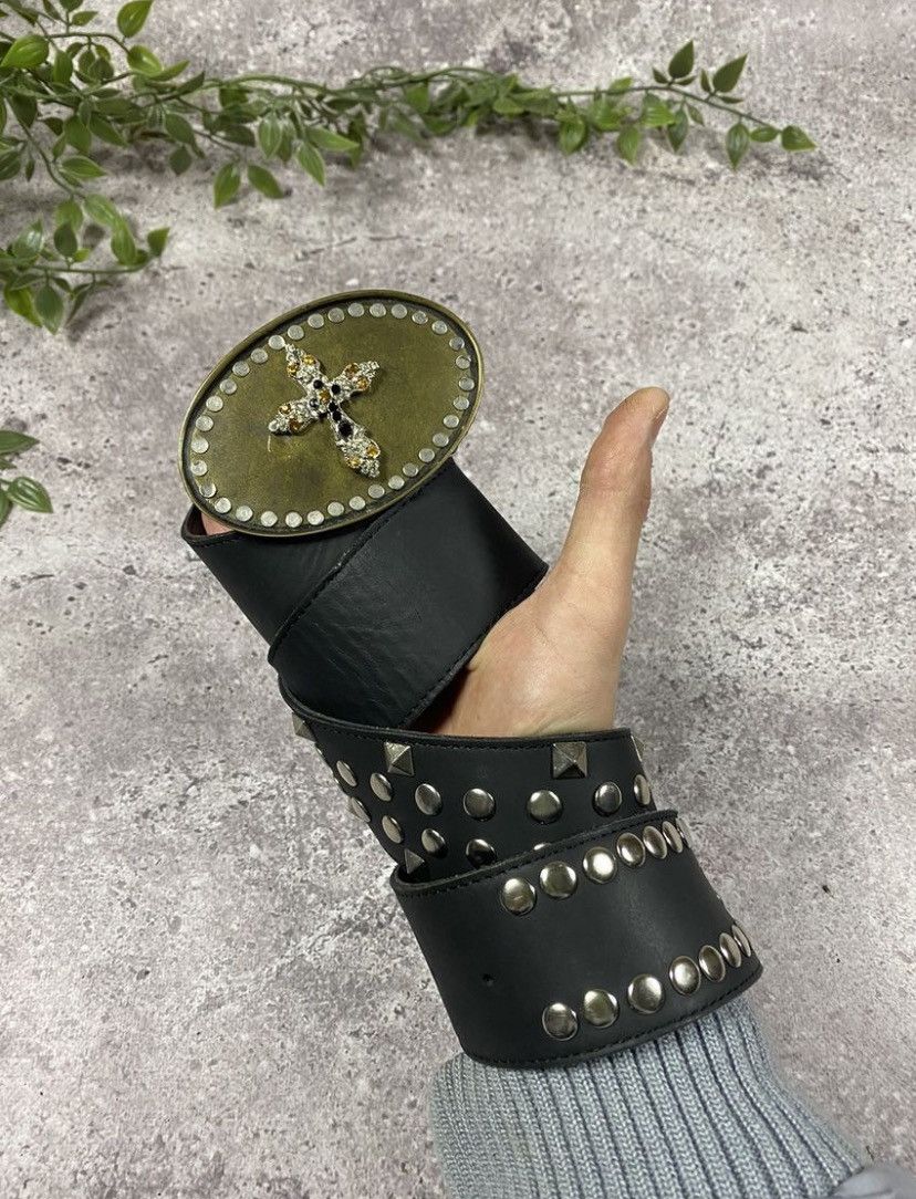 Pre-owned Avant Garde Y2k Chrome Crosses Style Belt With Big Central Cross In Black
