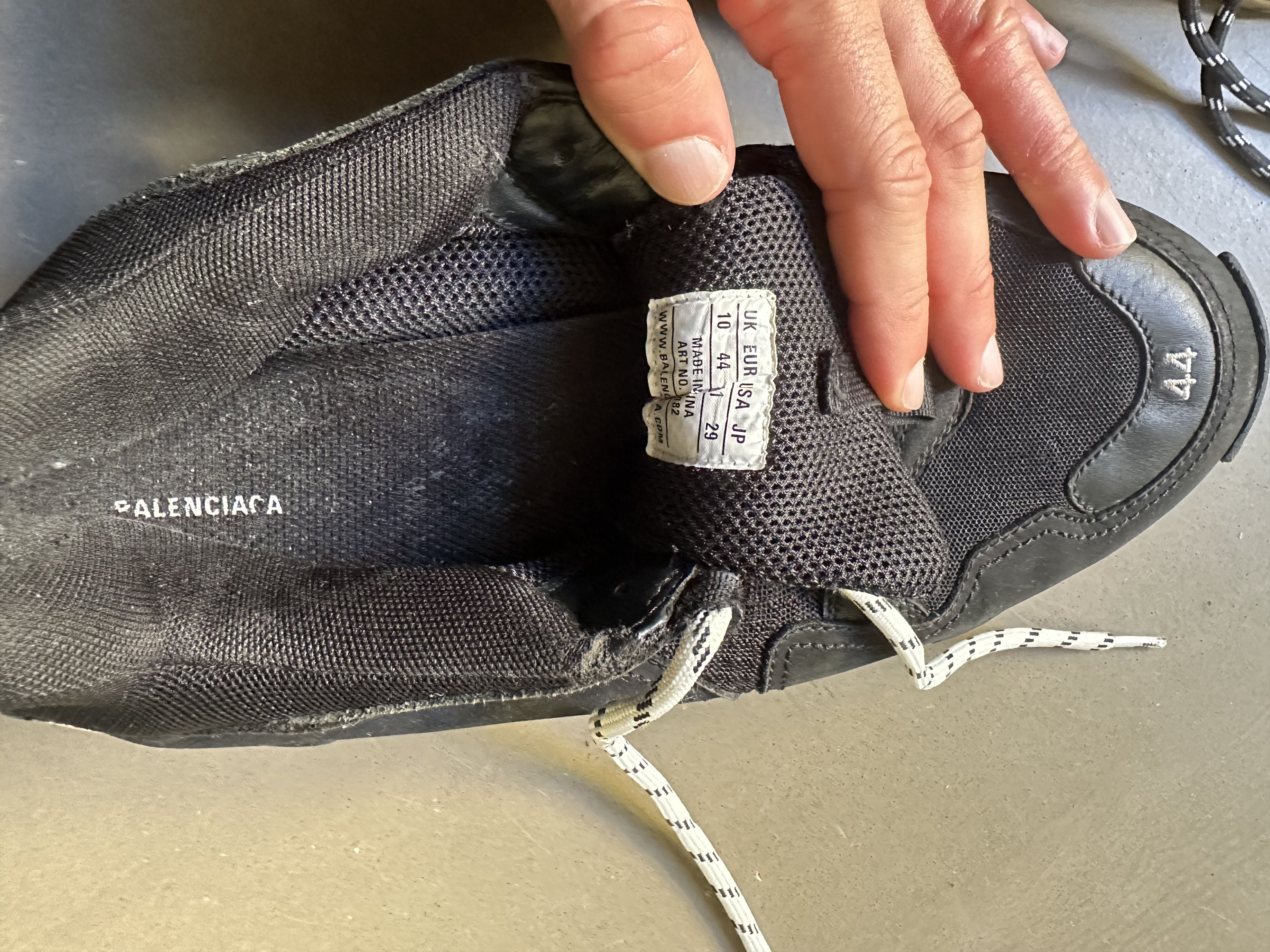 Balenciaga Triple S Size US 11 / EU 44 - 8 Thumbnail