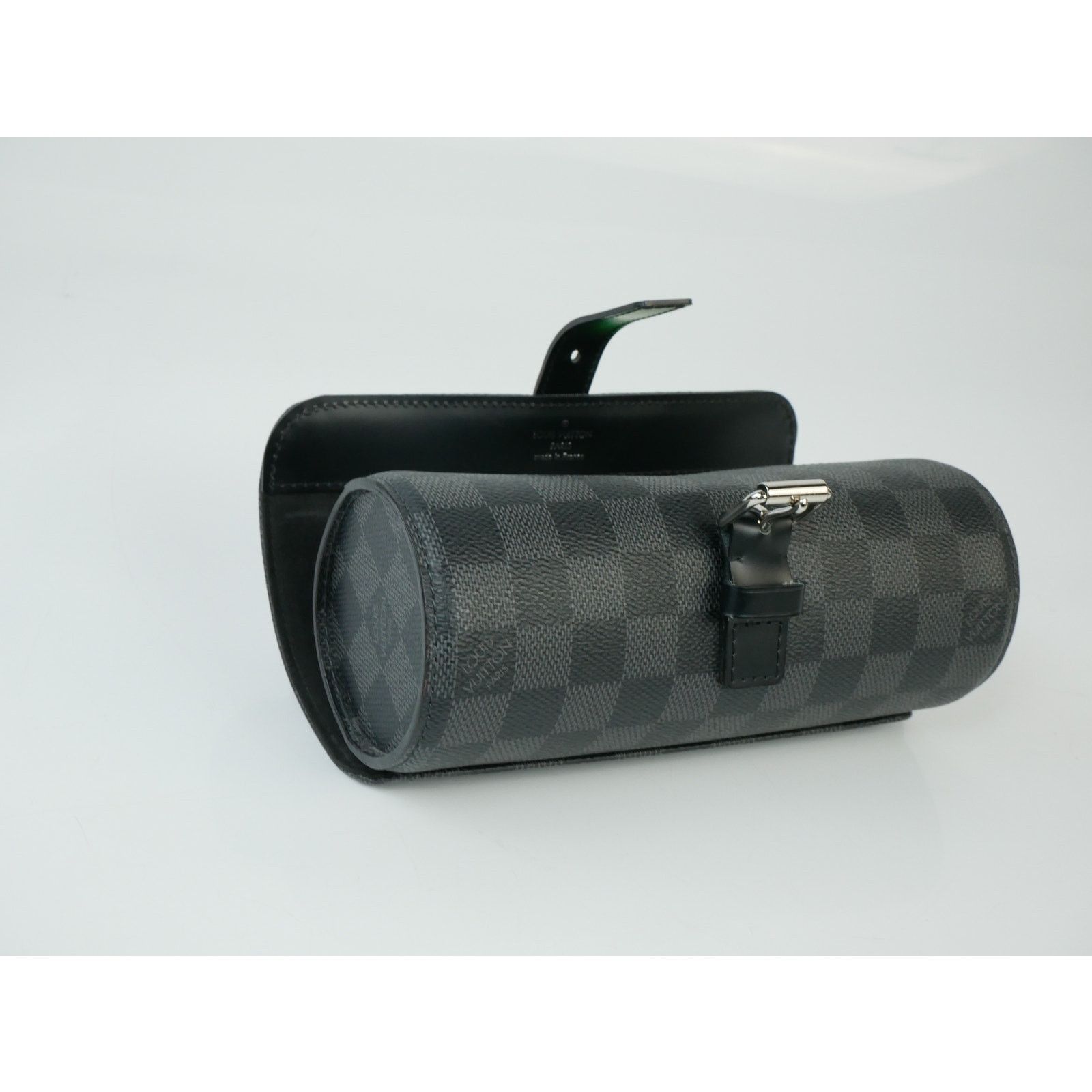 Louis Vuitton Louis Vuitton Damier Graphite Canvas 3 Watches Case Size ONE SIZE - 7 Thumbnail