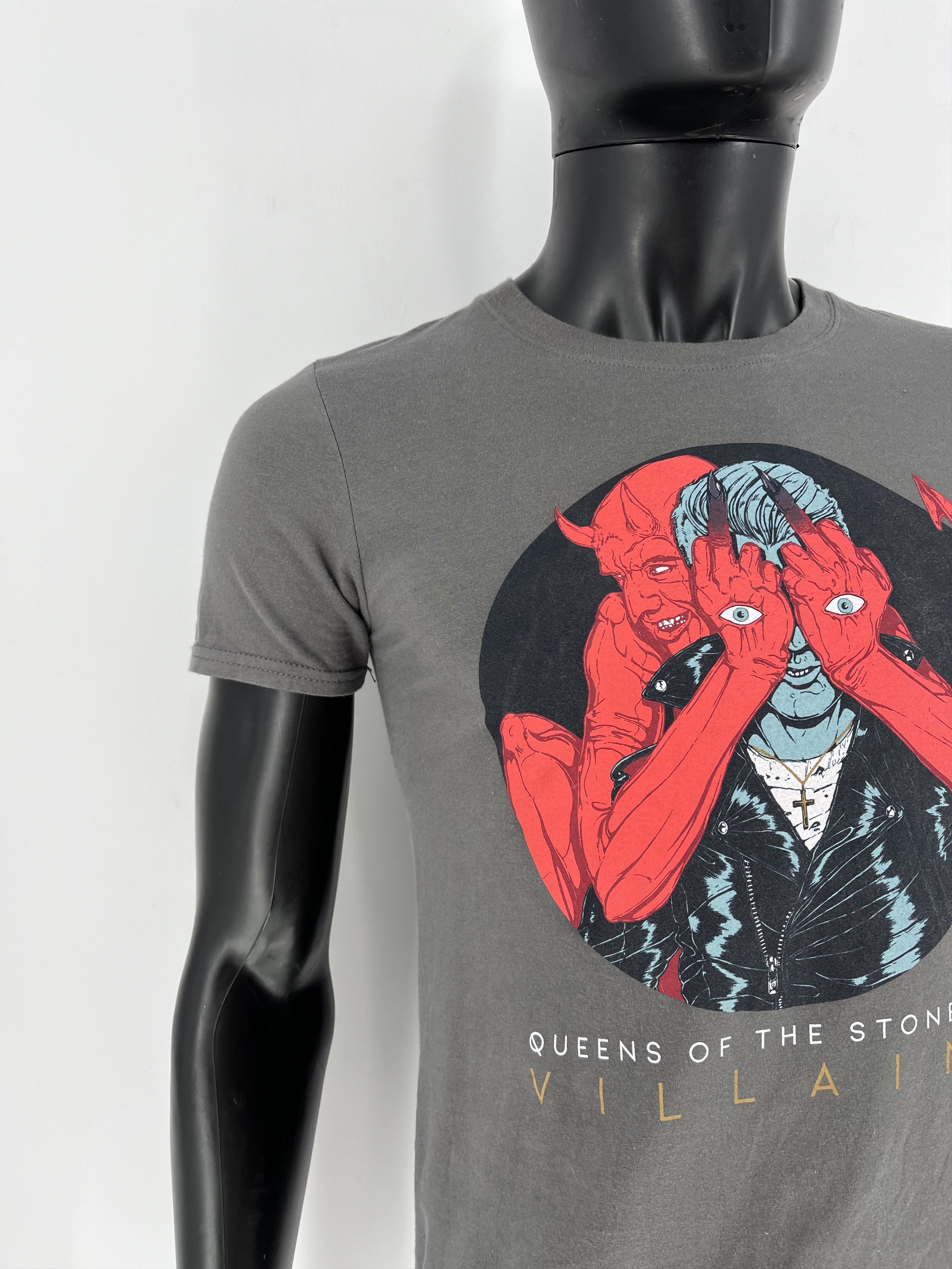 Band Tees × Vintage Vintage Queens Of The Stone Age Villains Tour Shirts Size US S / EU 44-46 / 1 - 6 Thumbnail