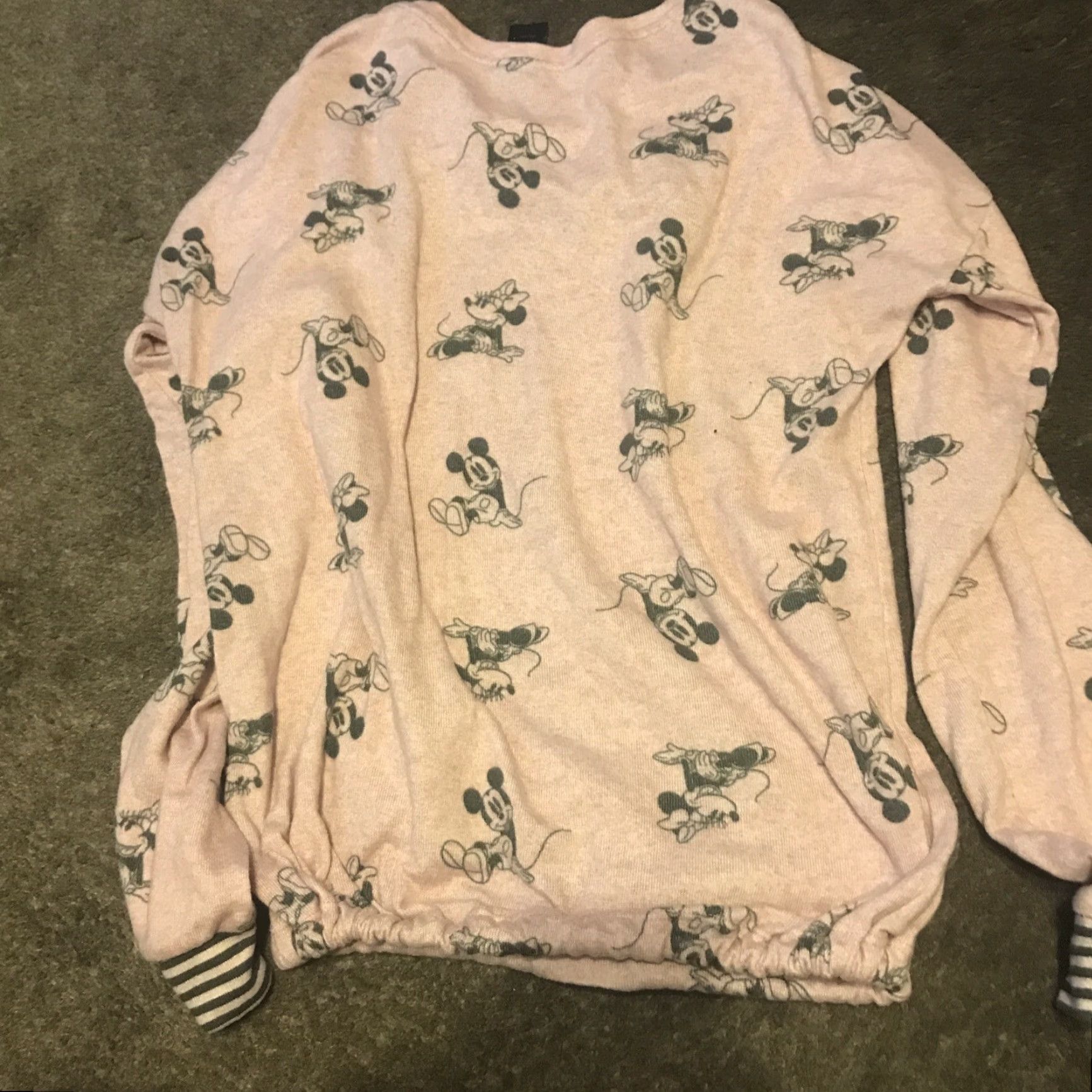 Disney Disney Mickey Mouse Pink Long Sleeve Pullover Blouse S Women Size Pink Long Sleeve Oversized Soft Size S / US 4 / IT 40 - 4 Thumbnail
