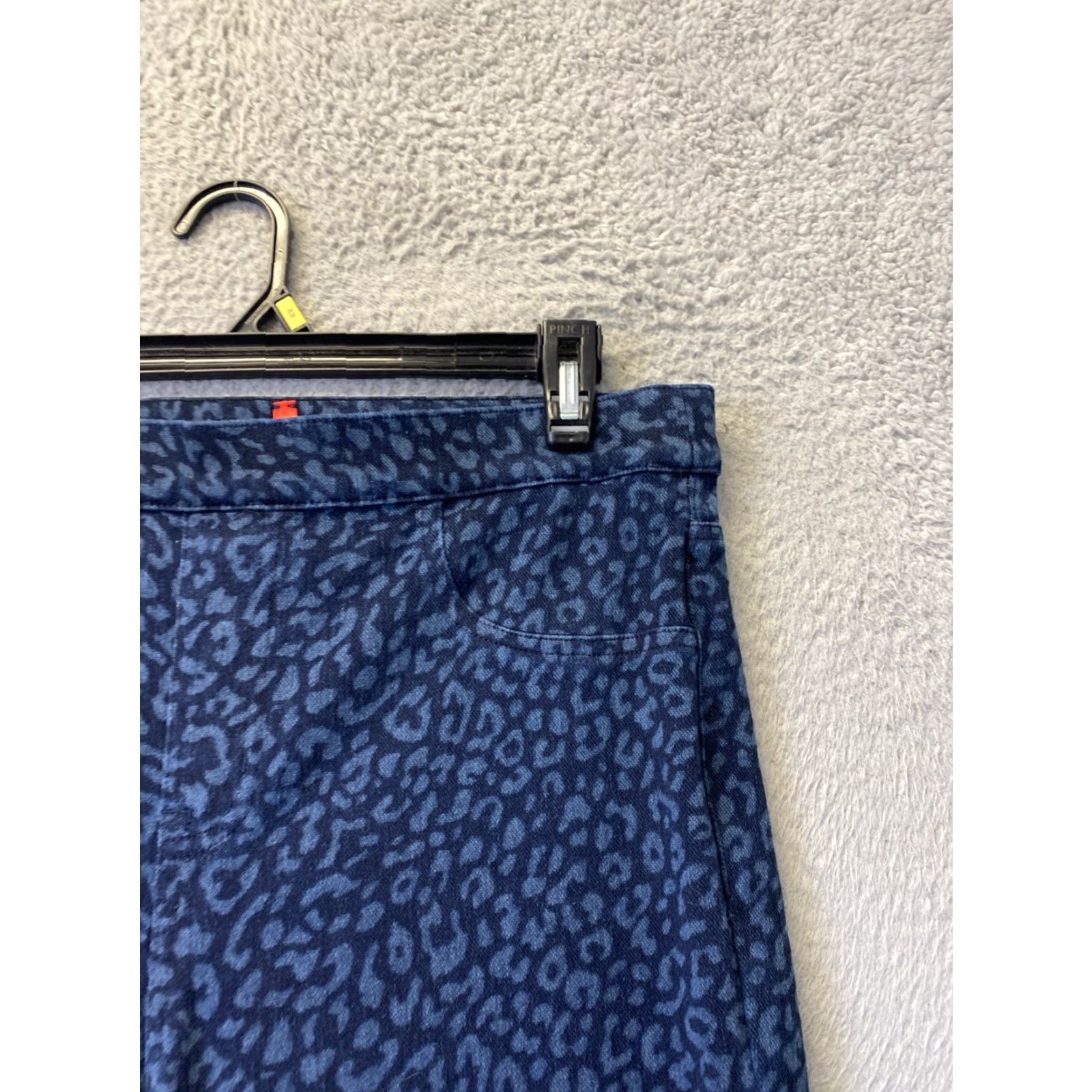 Spanx SPANX Jeans Shirt? No—Corrected: SPANX Denim Skinny Jeans Pull On Women XL Ankle Blue 28in Inseam High Rise Stretch Pockets 159-29 Denim Vintage? No Size 28" / US 6 / IT 42 - 3 Thumbnail