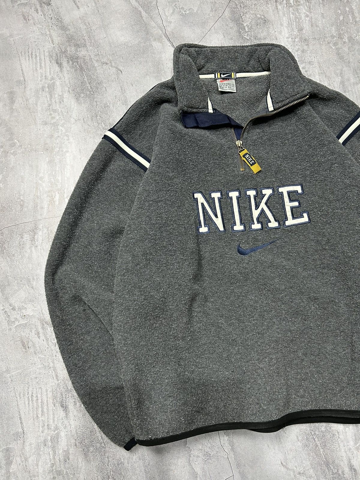 Nike × Nike ACG × Vintage Vintage Nike Y2K Fleece Sweatshirt Big Nike Logo Cent Size US S / EU 44-46 / 1 - 2 Thumbnail