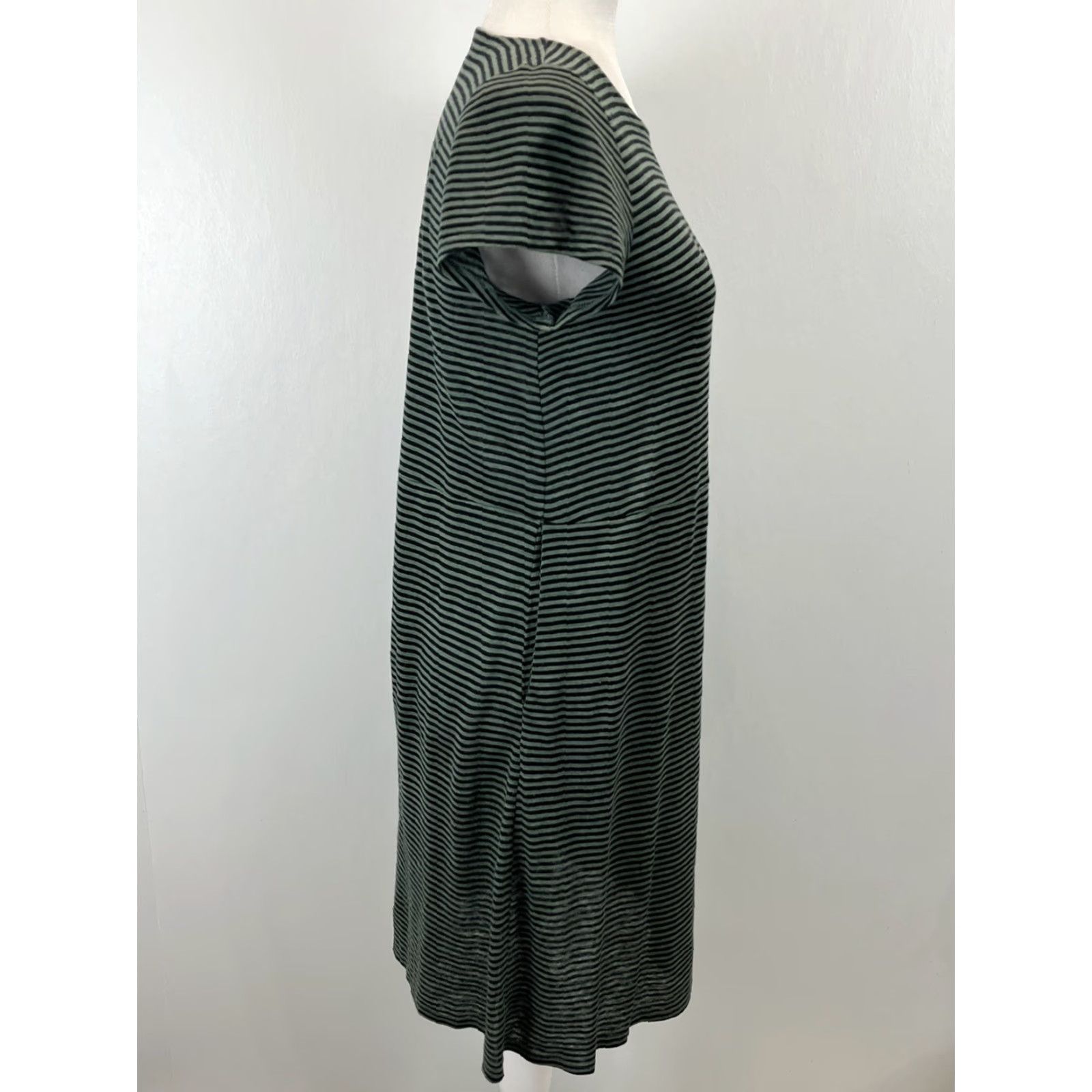 Eileen Fisher VINTAGE Eileen Fisher 100% Organic Linen Dress Striped PP Petites Knee Length Pockets Womens Short Sleeve T-Shirt Dress Green & Black NWOT Lagenlook Size XXS / US 00 / IT 34 - 4 Thumbnail
