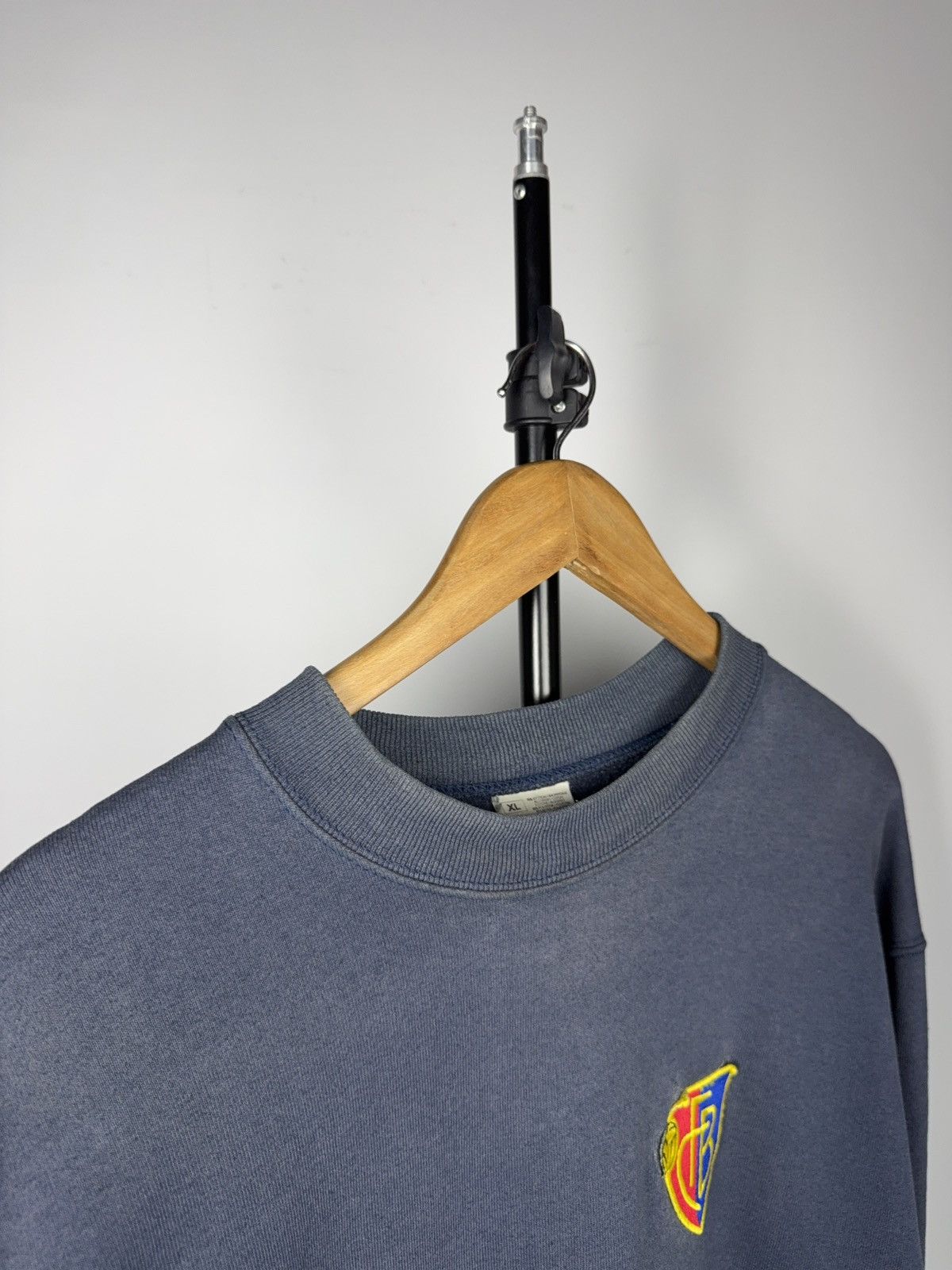 Vintage 90s FC Basel Vintage Crewneck Faded Sweatshirt Embroidered Size US XL / EU 56 / 4 - 5 Thumbnail