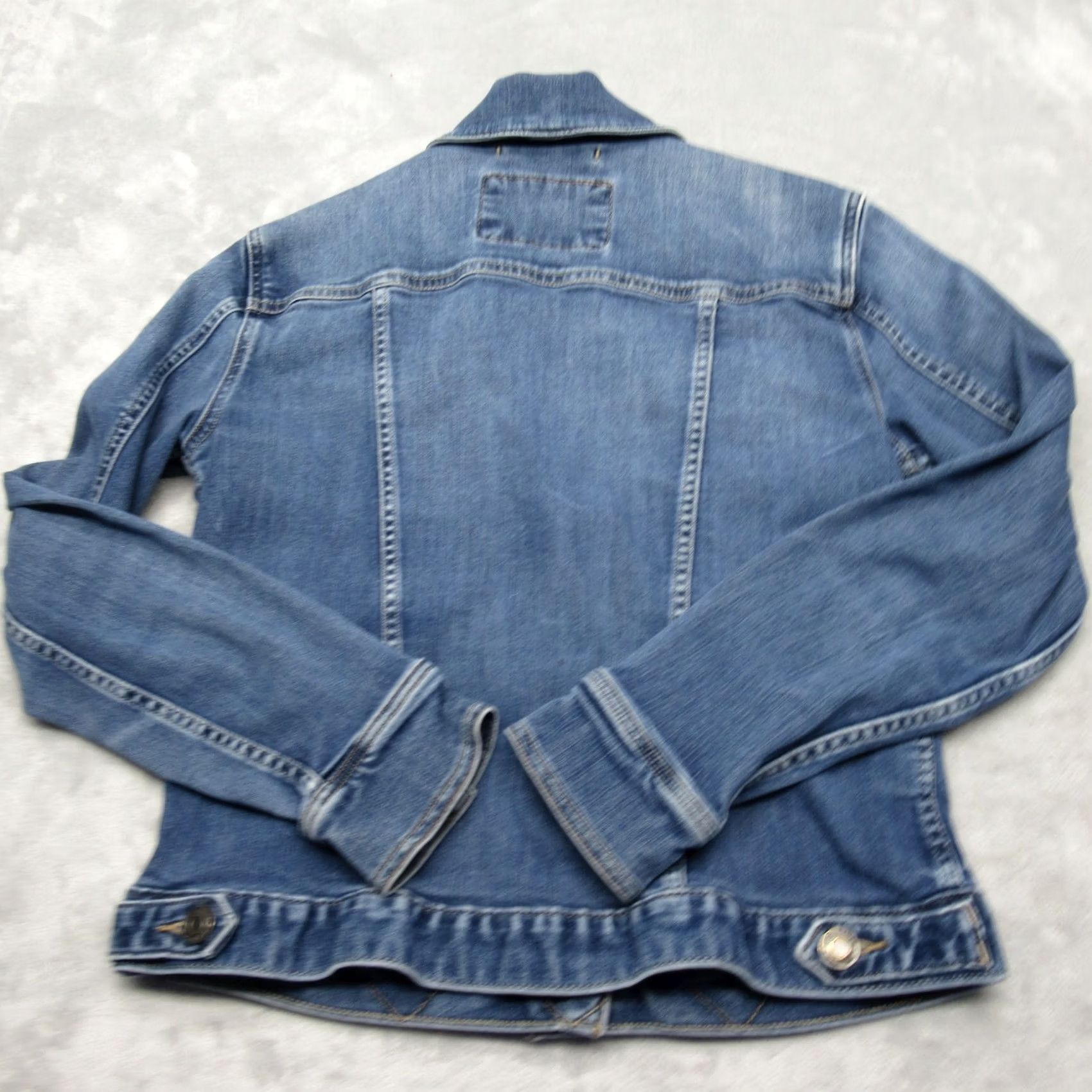 Eddie Bauer Eddie Bauer Denim Jacket Womens Small Blue Button Front Waist Tab Pockets Size S / US 4 / IT 40 - 2 Thumbnail